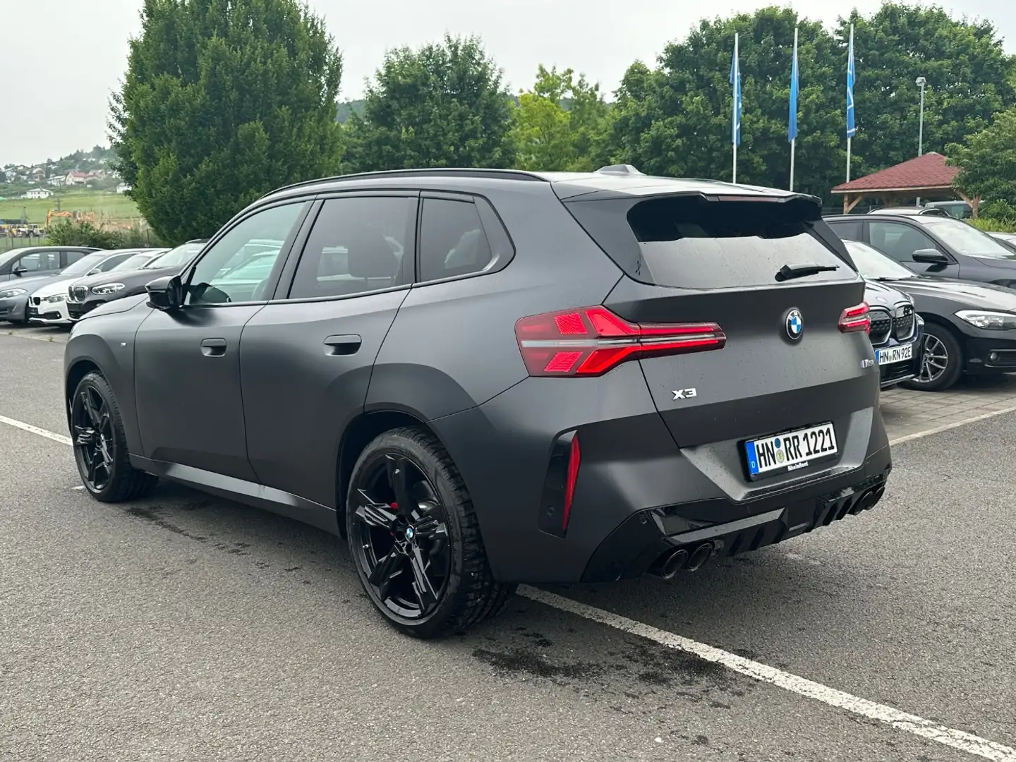 BMW X3 M 50 xDrive Standheiz*AHK*Frozen Lack* Серый - 2