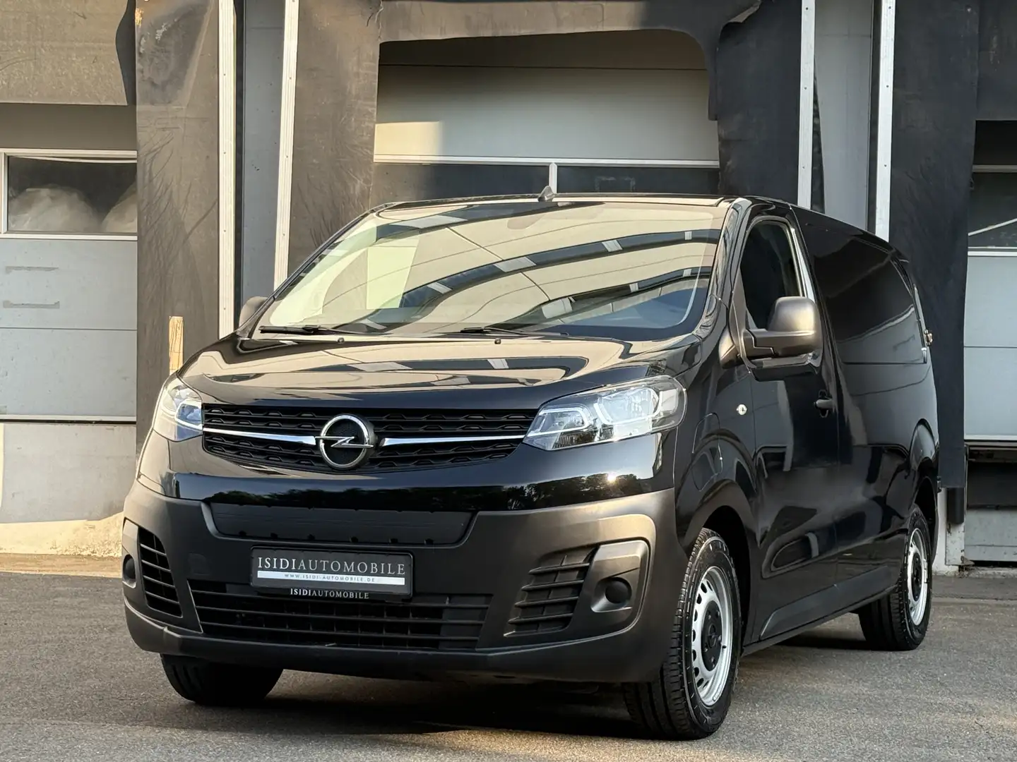 Opel Vivaro -e Edition M L2 Einparkhilfe PDC Tempomat Noir - 1