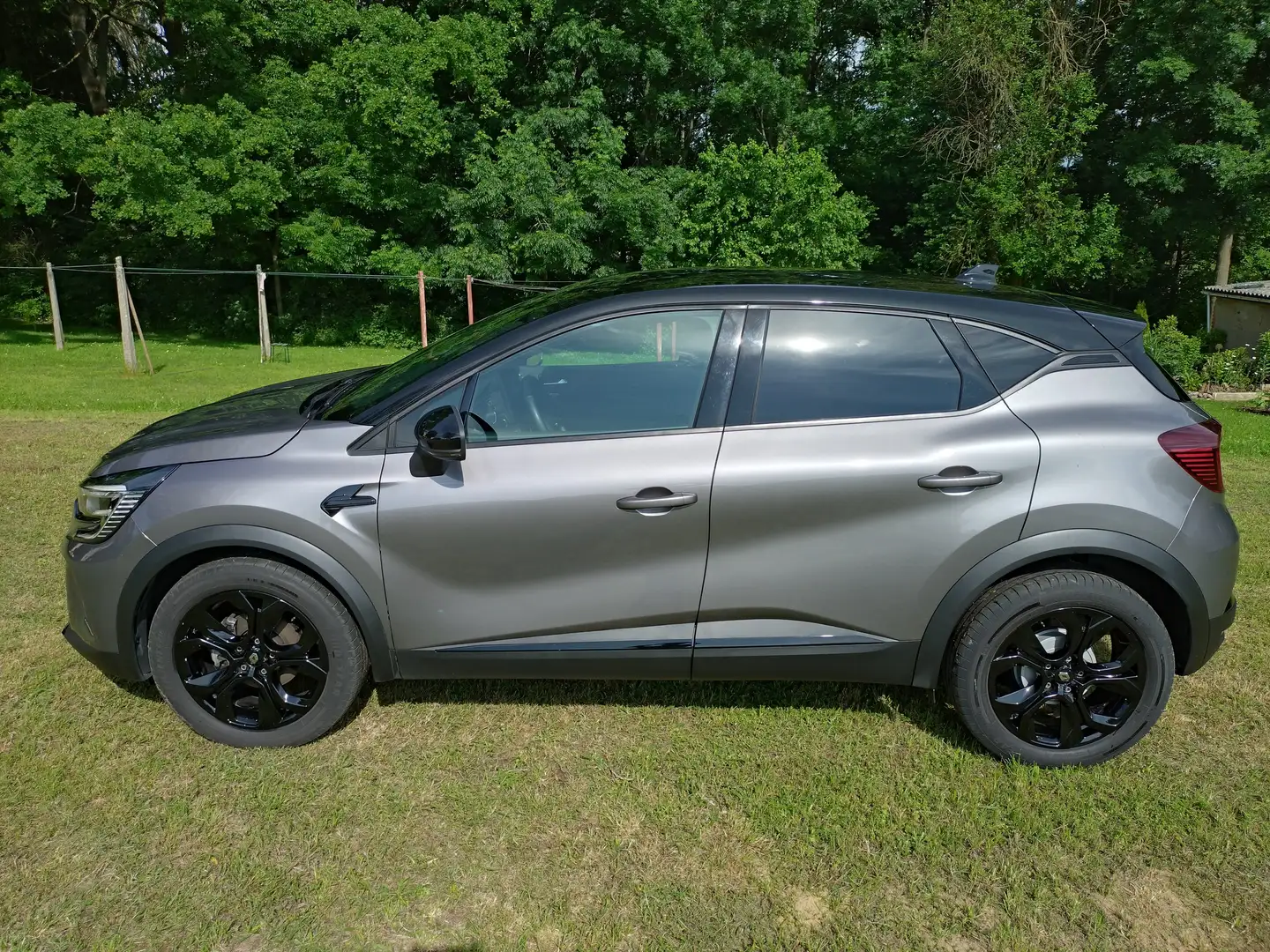 Renault Captur 1.3 TCe 160 EDC Rive Gauche / Winterräder Grau - 2