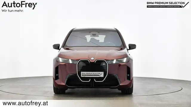 BMW iX M70 Ansicht 4
