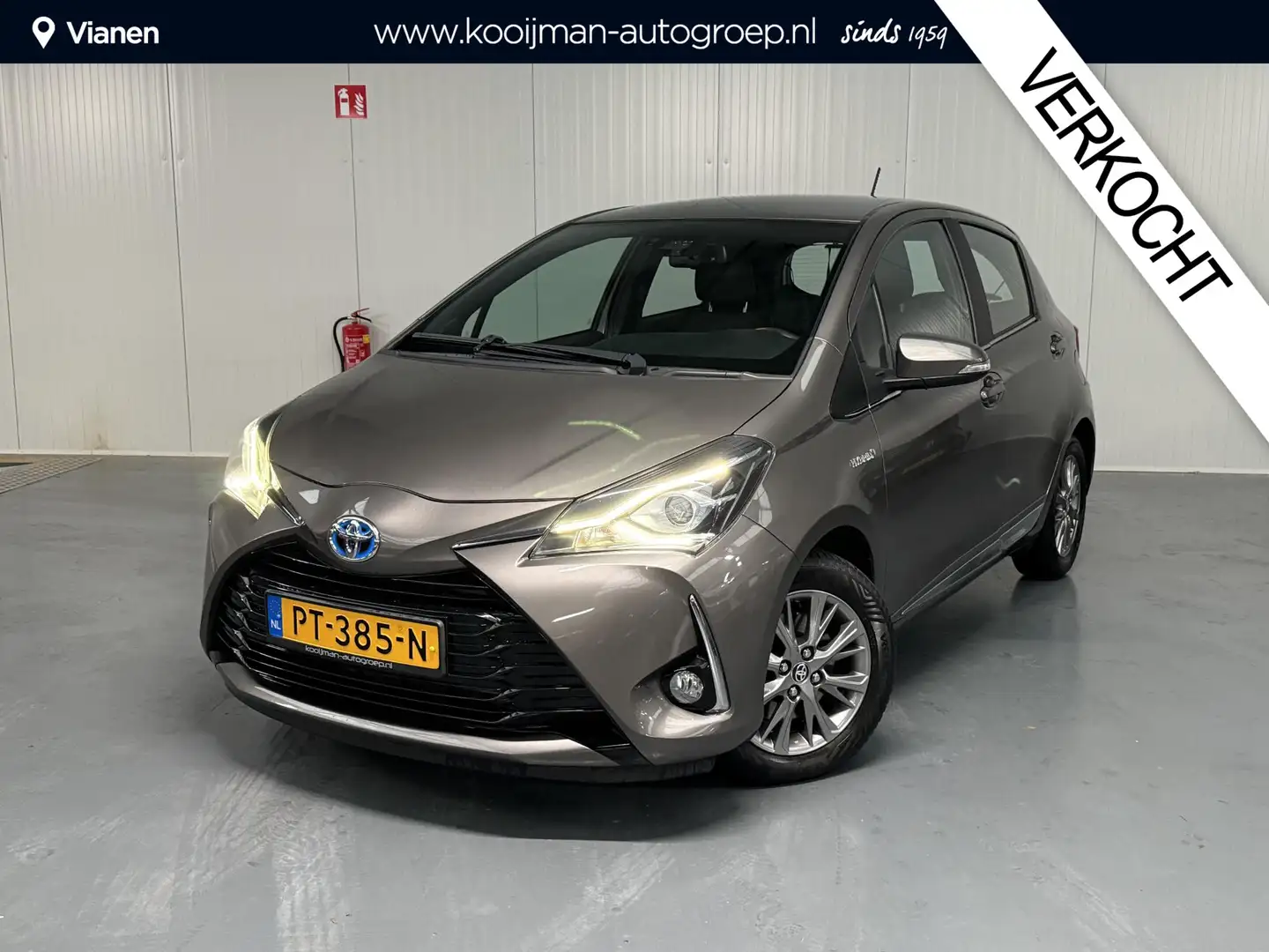 Toyota Yaris 1.5 Hybrid Executive 1e eigenaar, Nederlandse auto Gris - 1