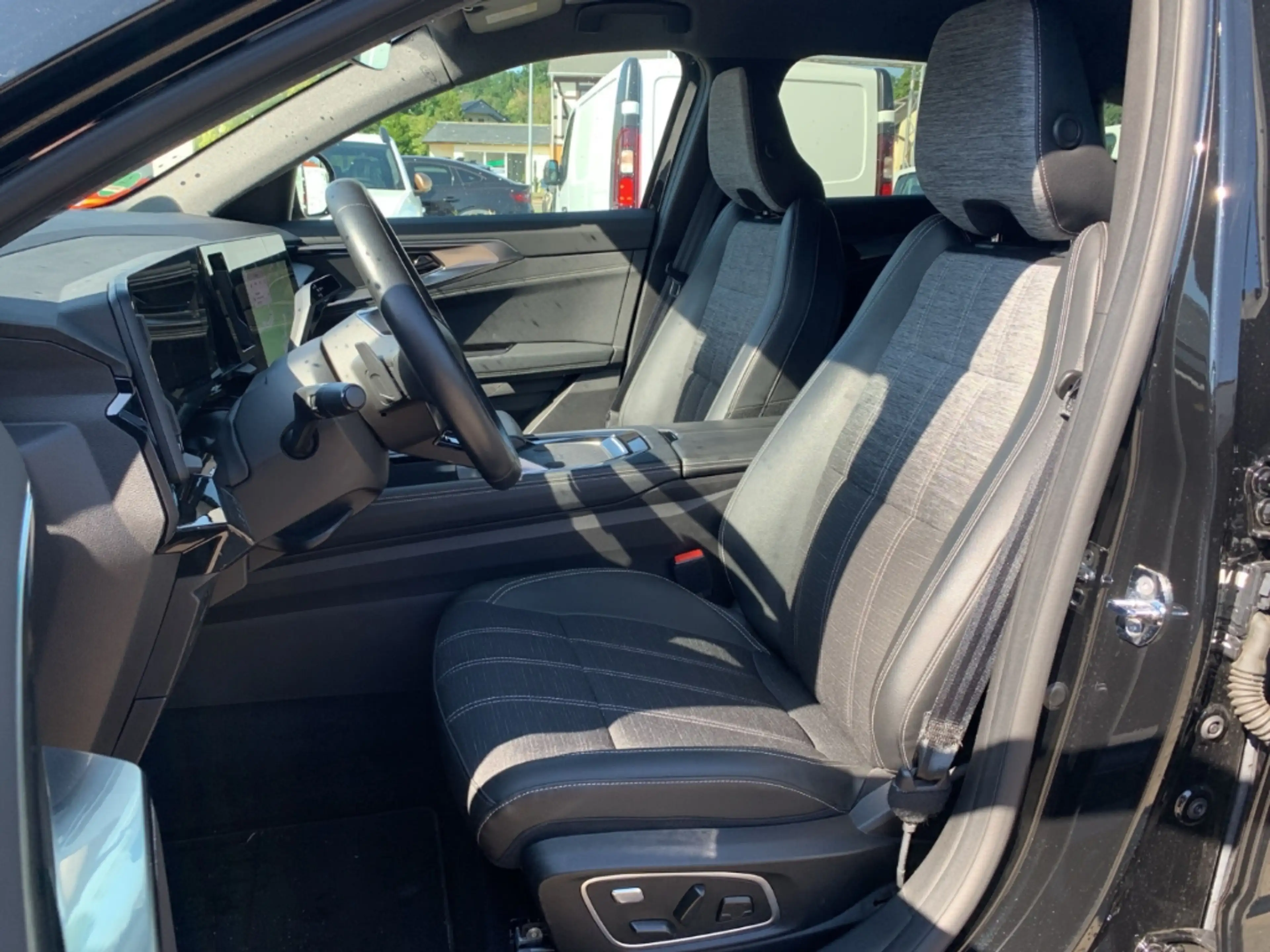Renault Austral TECHNO MILD HYBRID 160 EDC Techno GOOGLE, KLIMA — photo 9