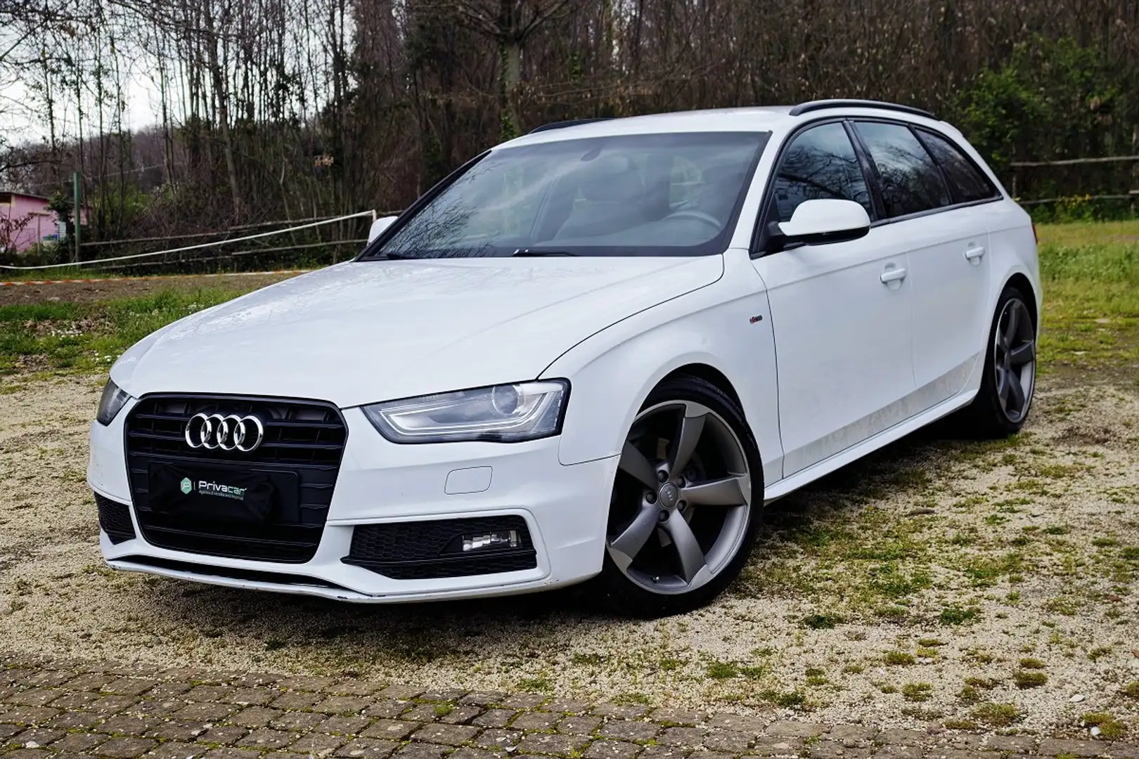 Audi A4 A4 Avant 2.0 TDI 150 CV Business Bianco - 1