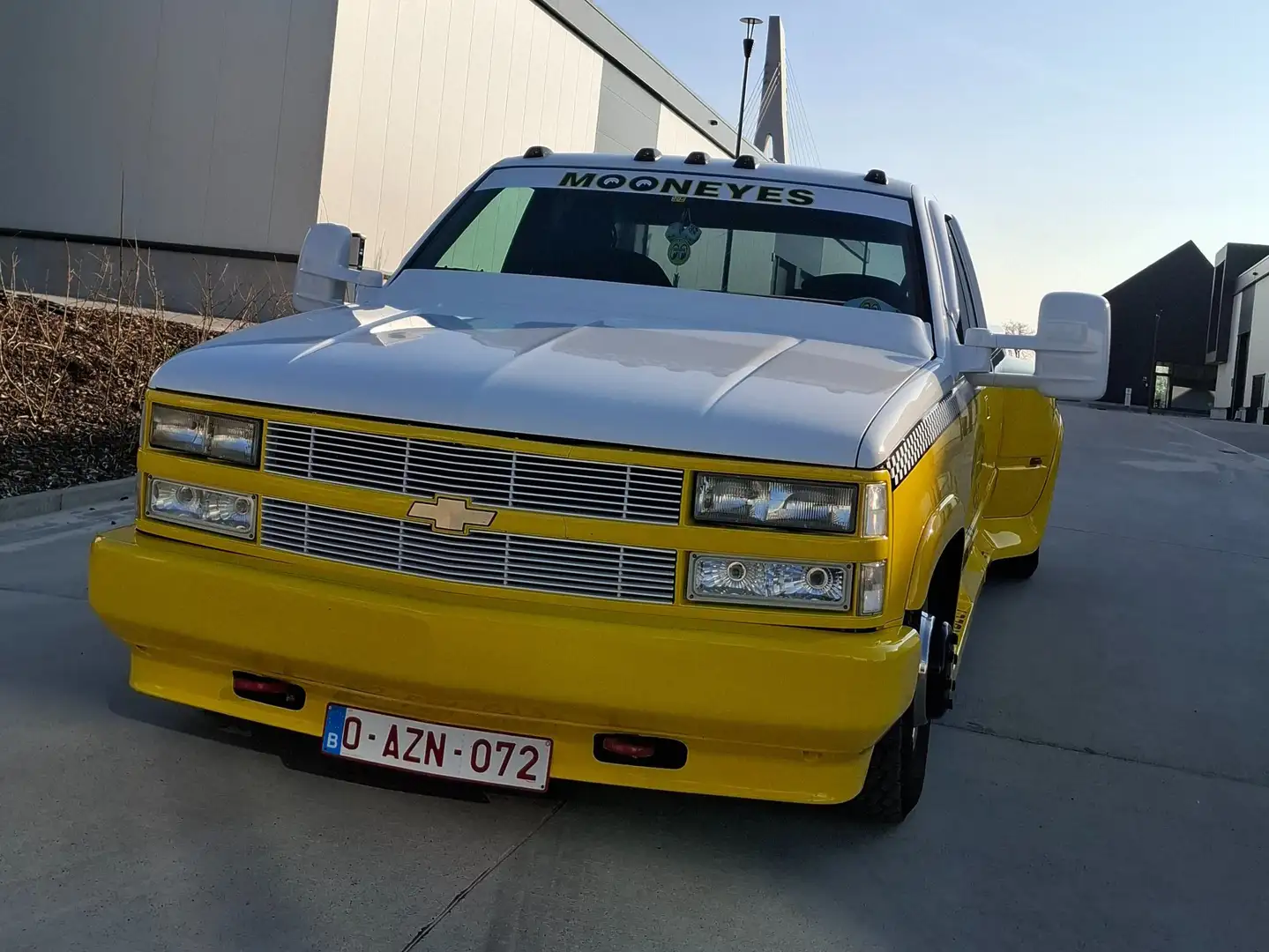 Chevrolet Silverado 3500 dually Geel - 2