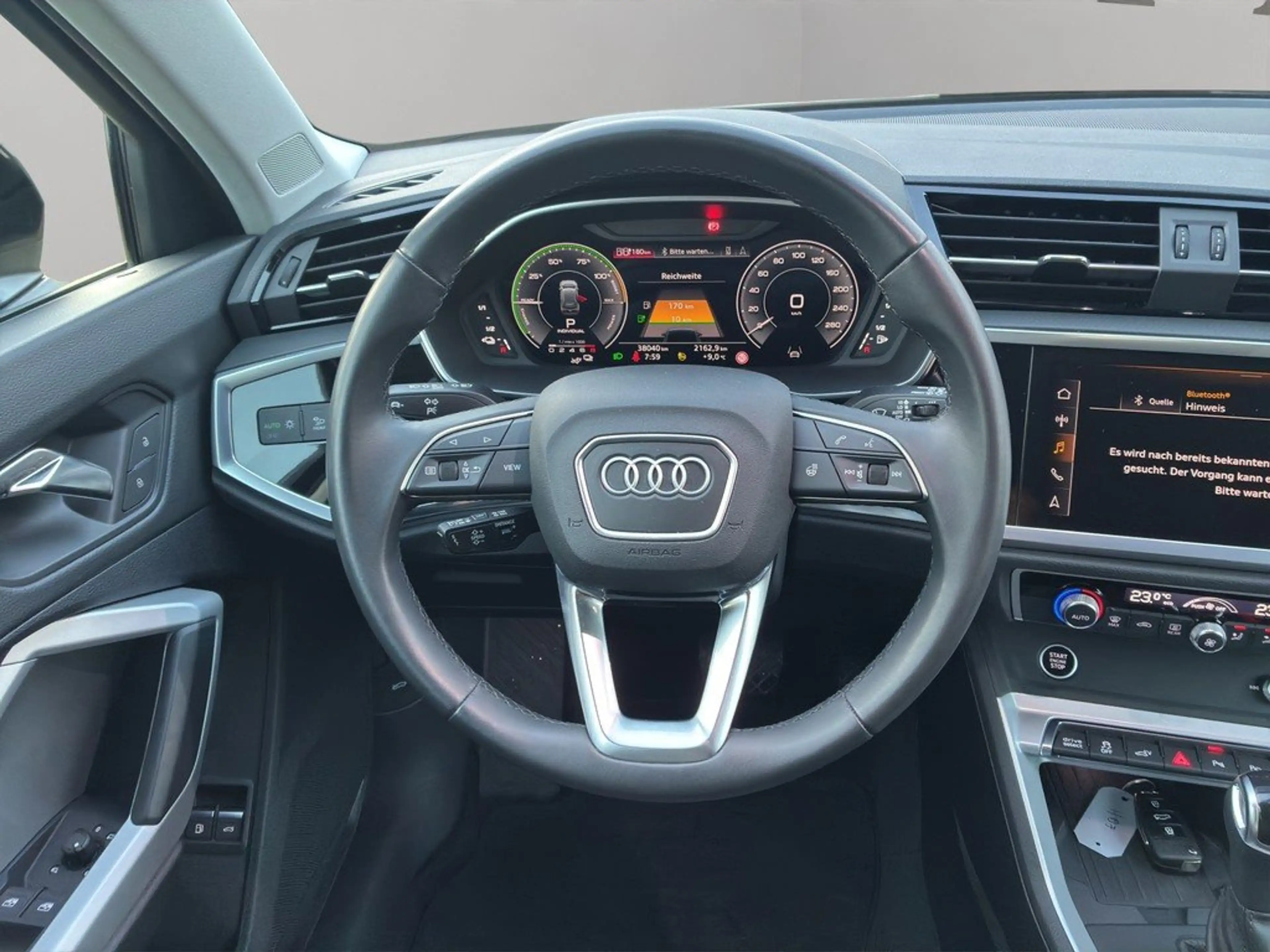 Audi Q3 45 TFSIe S tronic Matrix AHK Navi — photo 12