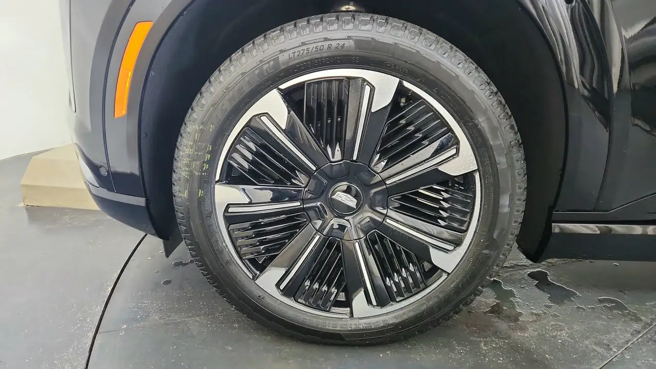 Cadillac Escalade снимка Cadillac Escalade