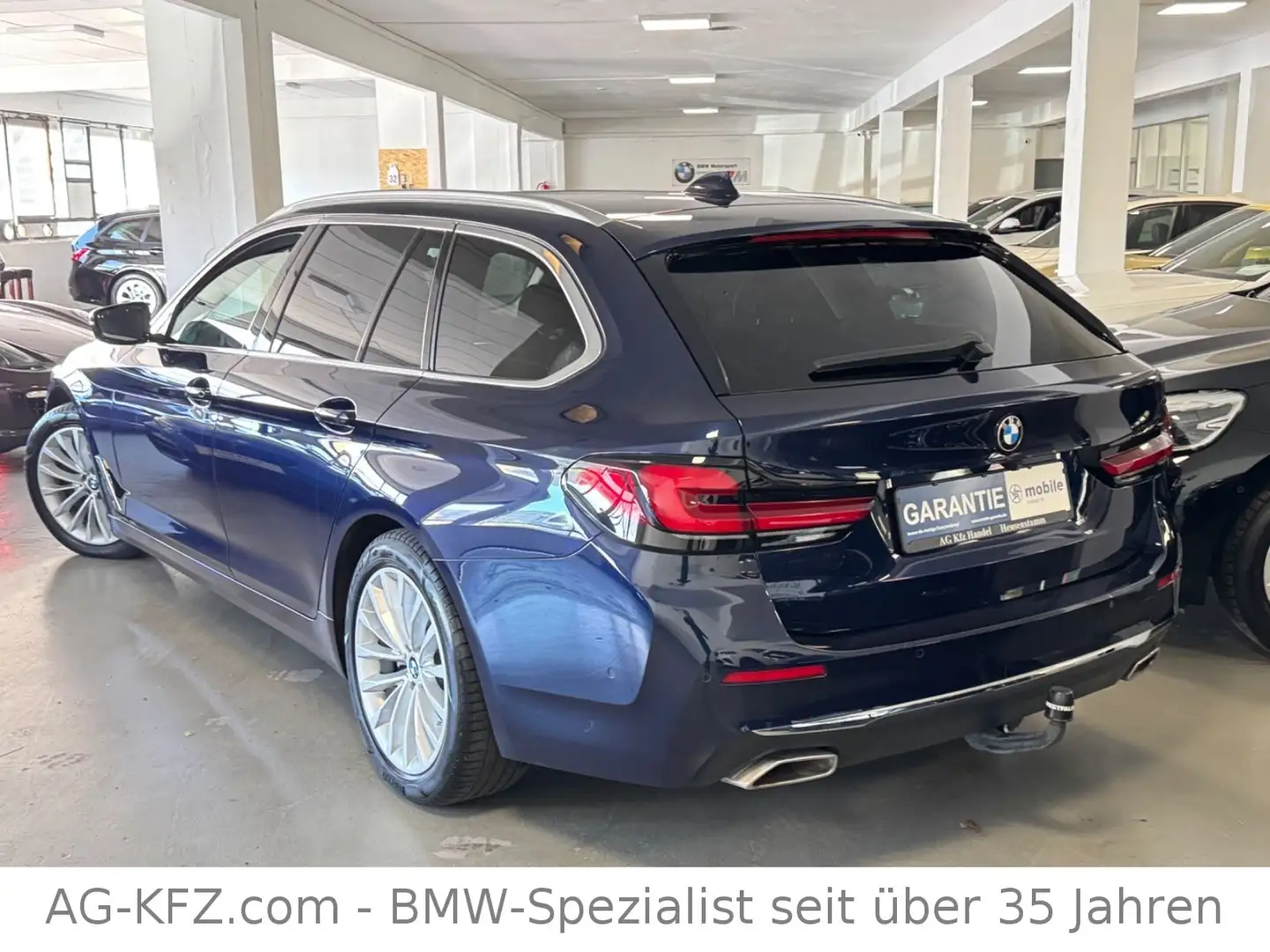 BMW 520 d xDrive Luxury/Massage/CAM/M-Fahrw/H-Kardon Bleu - 2