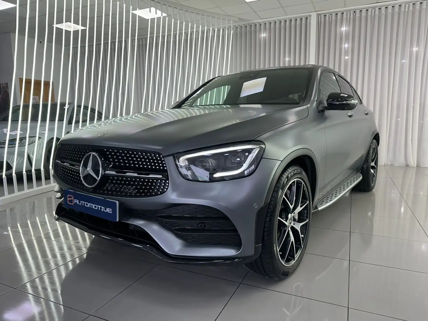 Mercedes-Benz GLC 220 d 4MATIC Gris - 1