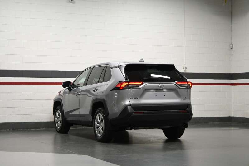 2024 Toyota RAV4 LE No Accident Radar Cruise Lane Assist Blind Spo