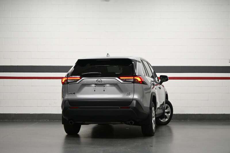 2024 Toyota RAV4 LE No Accident Radar Cruise Lane Assist Blind Spo