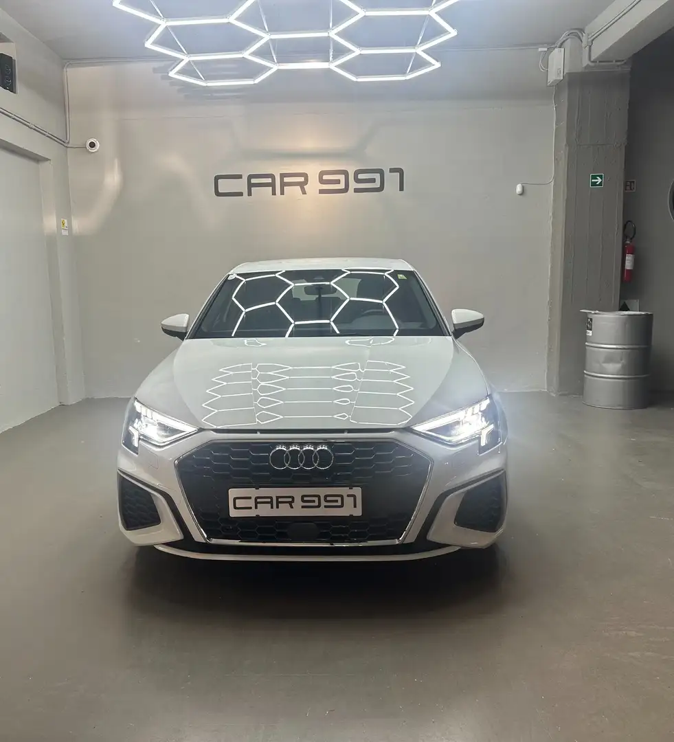 Audi A3 SPB 30 2.0 TDI S line  virtual navi km certificati Bianco - 2