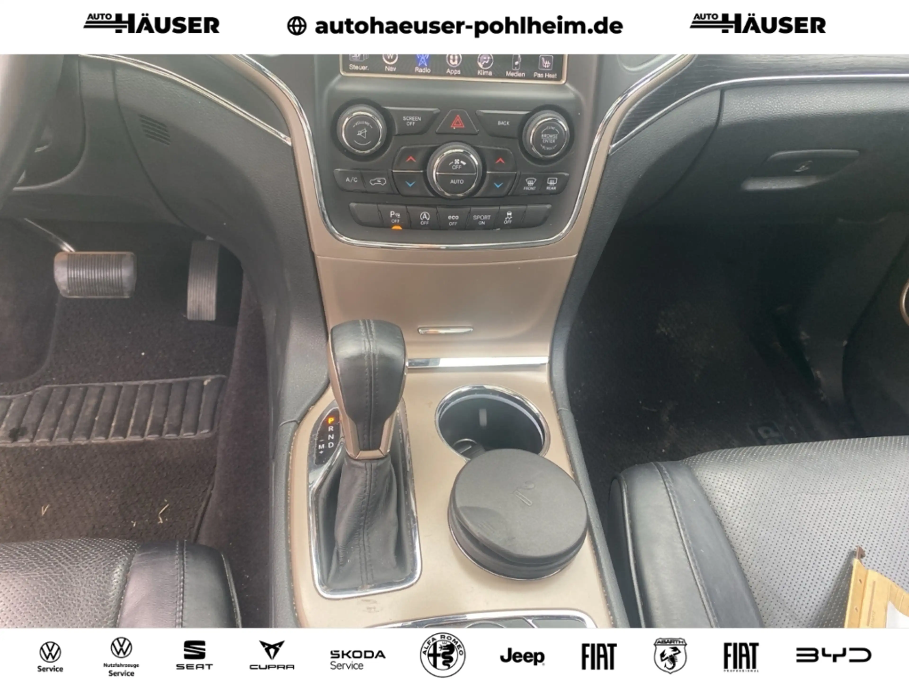 Jeep Grand Cherokee 3.0 CRD Summit PANO EL. HECKKL. H&K BI-XENON KAMER — photo 13