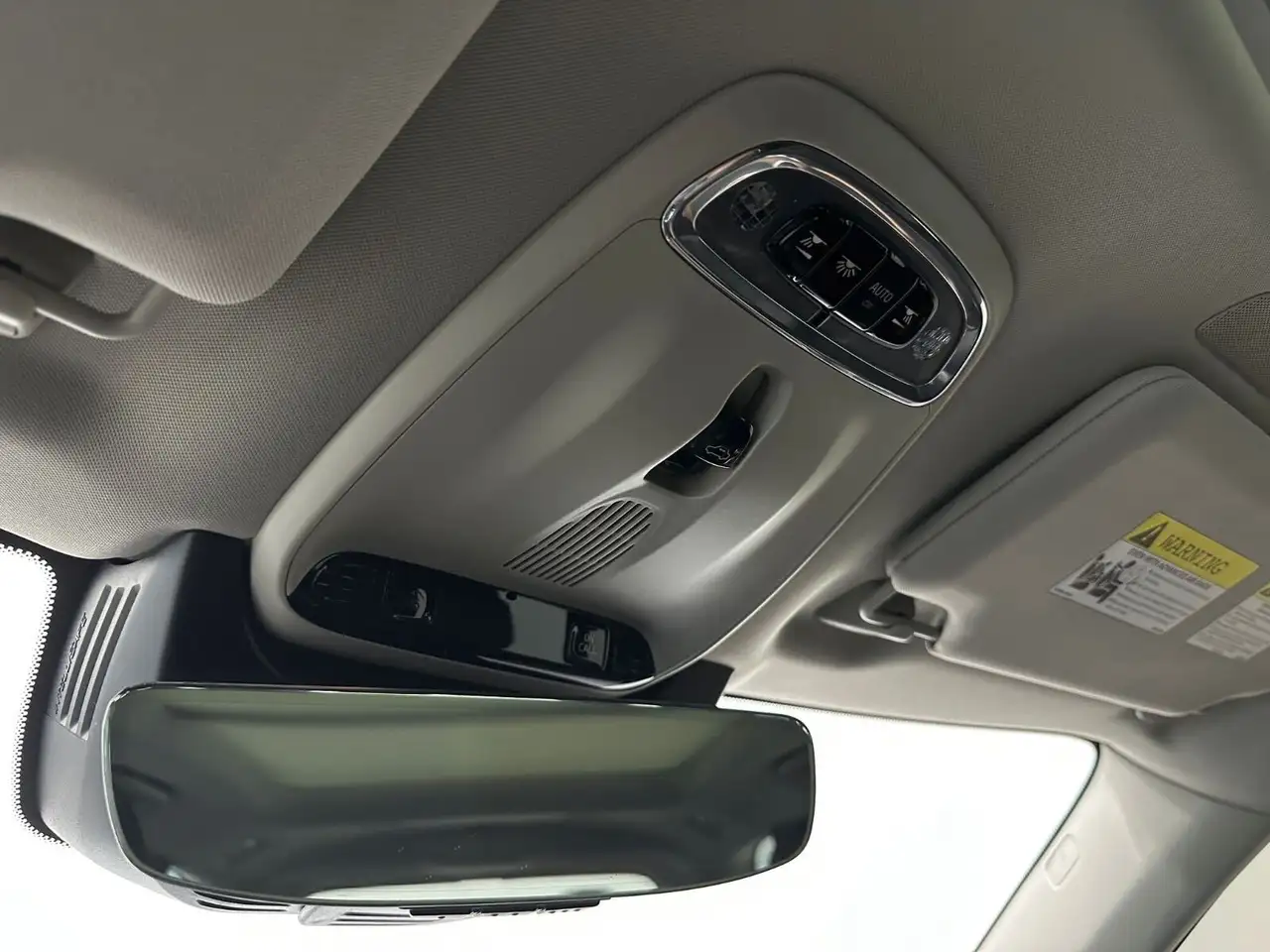 Volvo XC90 снимка Volvo XC90