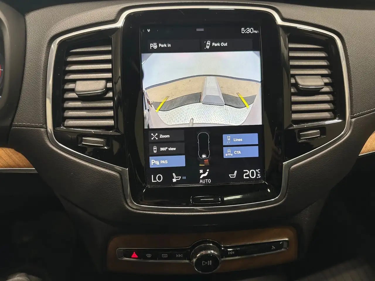 Volvo XC90 снимка Volvo XC90
