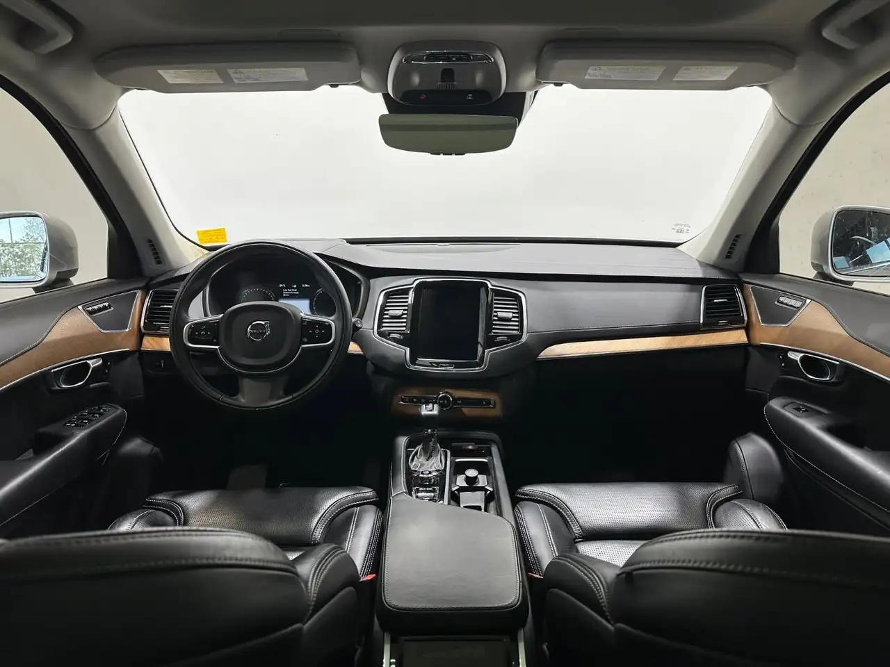 Volvo XC90 снимка Volvo XC90