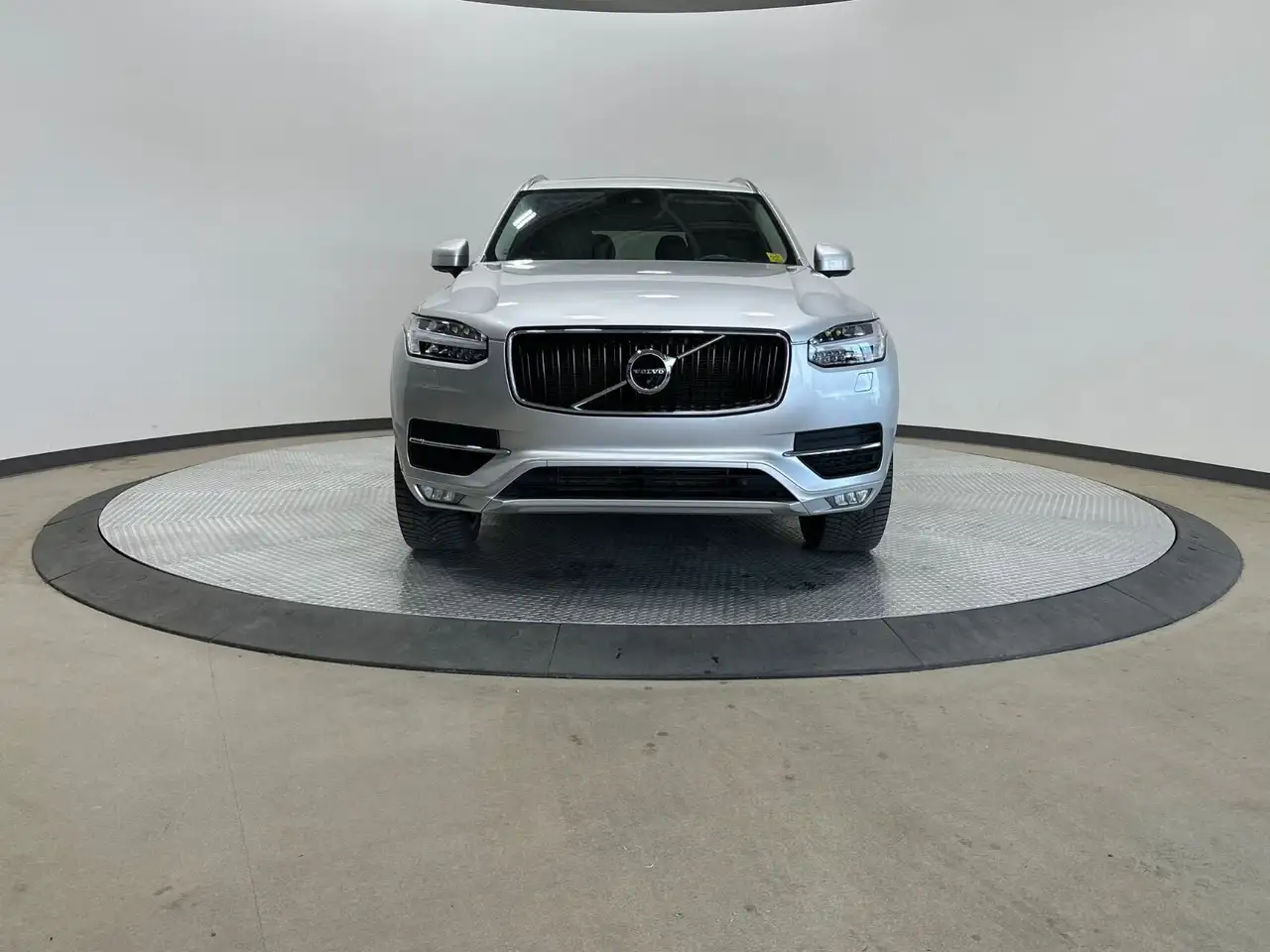 Volvo XC90 снимка Volvo XC90