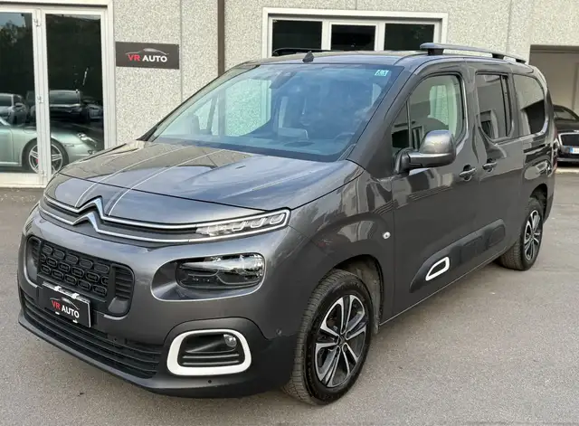 Citroen Berlingo XL 7 posti 1.5 bluehdi Shine DOPPIA PORTA SCORREVOLE/FULL LED/CARPLAY
