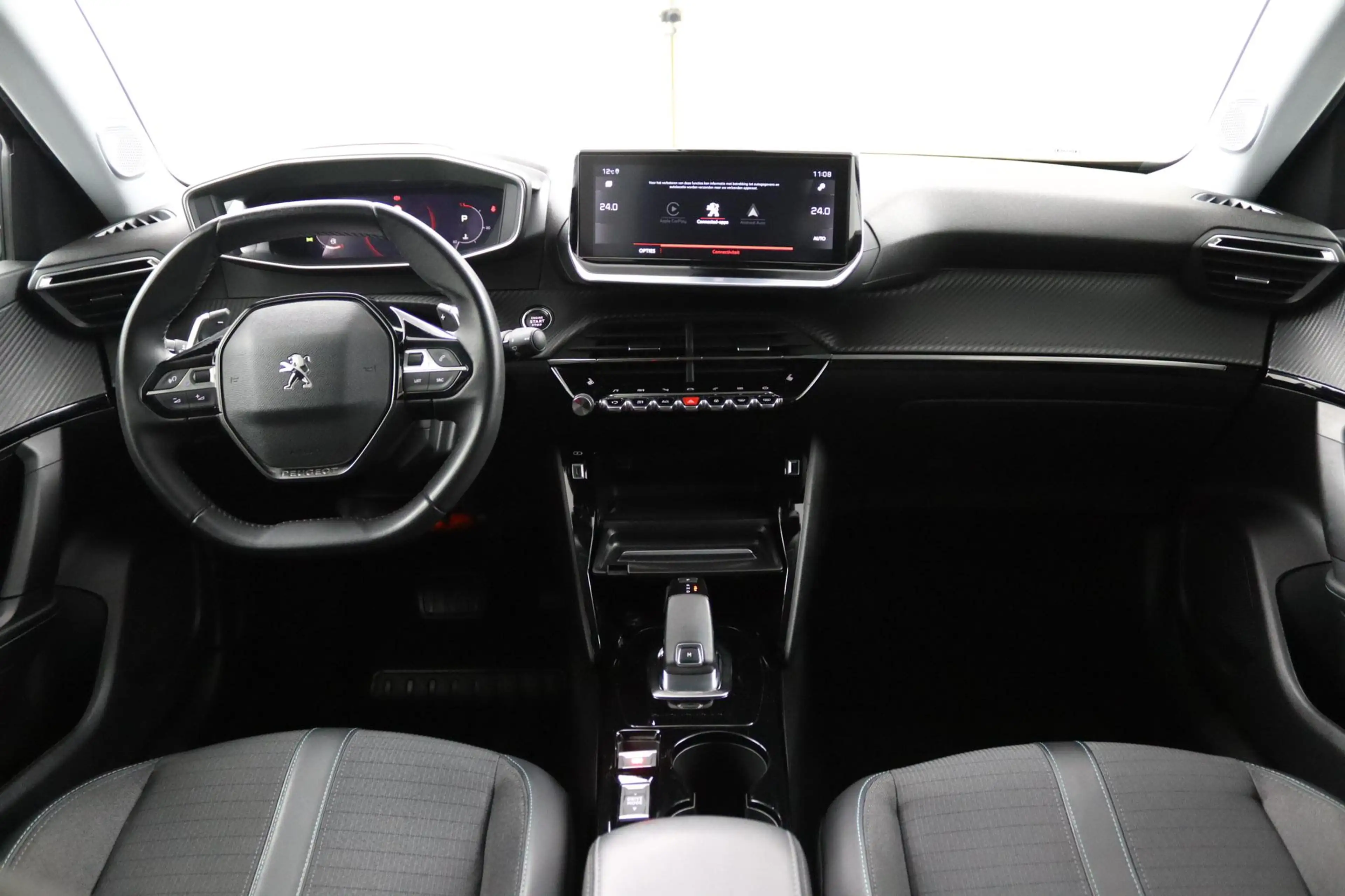 Peugeot 2008 1.2 PureTech Allure*ACC*ECC*NAVI*CAM*LED*AUT*VOL* — photo 5