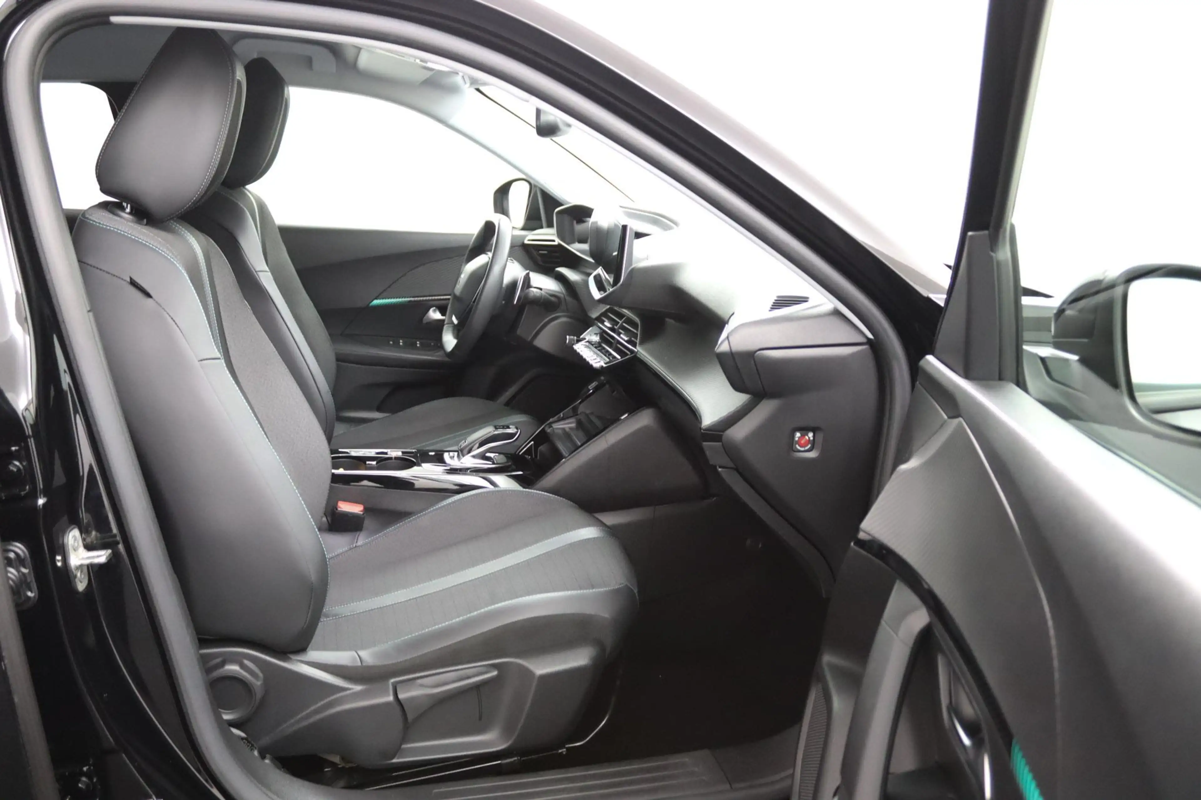 Peugeot 2008 1.2 PureTech Allure*ACC*ECC*NAVI*CAM*LED*AUT*VOL* — photo 17