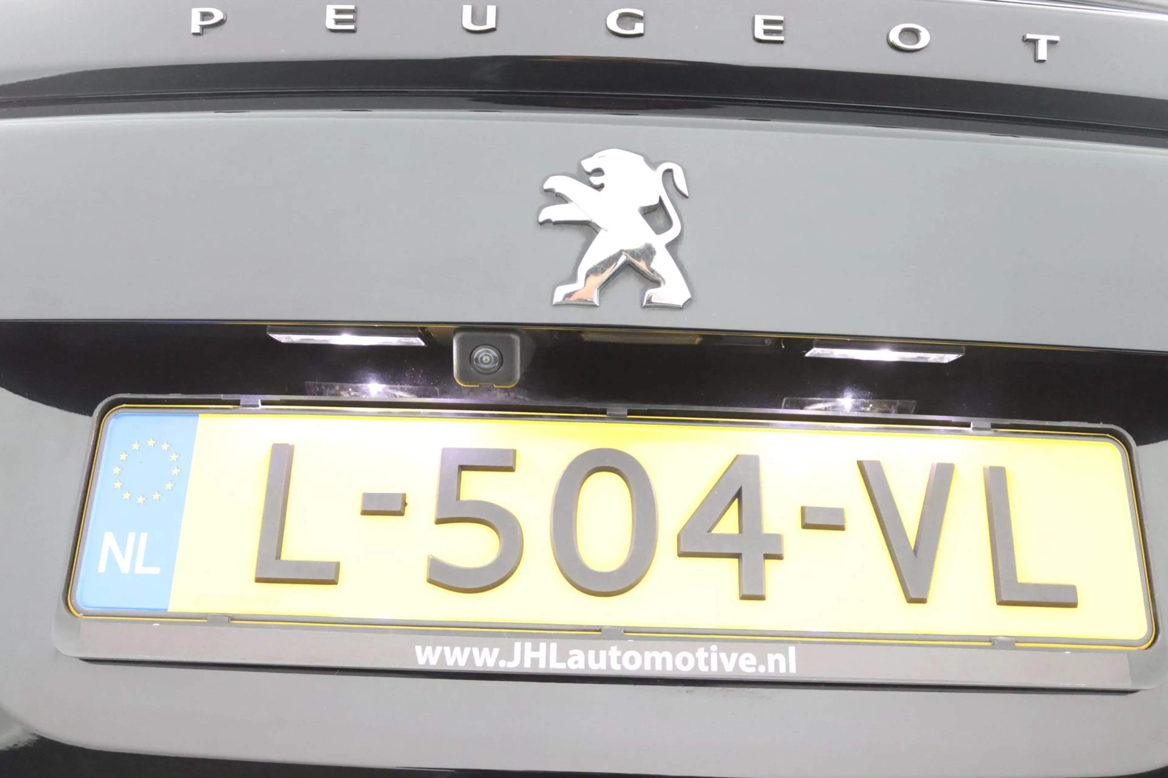 Peugeot 2008 1.2 PureTech Allure*ACC*ECC*NAVI*CAM*LED*AUT*VOL* — photo 38