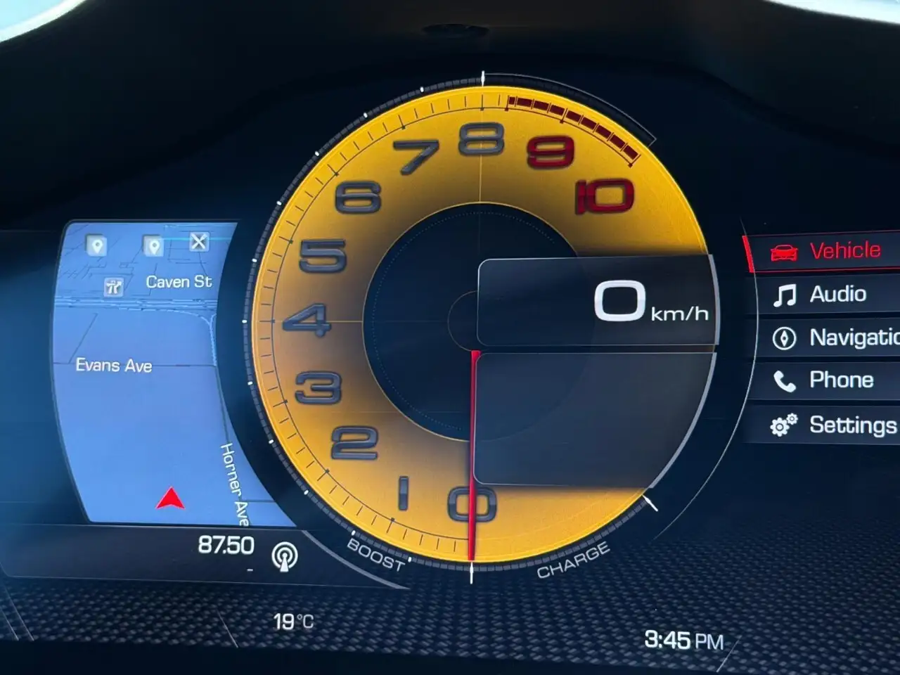 Ferrari SF90 Spider снимка Ferrari SF90 Spider
