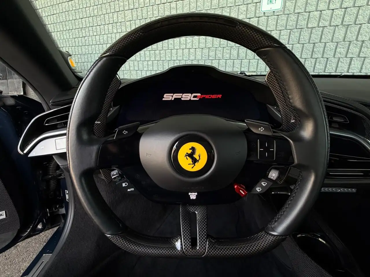 Ferrari SF90 Spider снимка Ferrari SF90 Spider