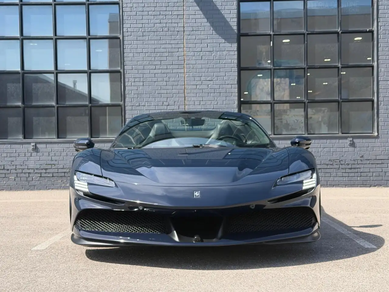 Ferrari SF90 Spider снимка Ferrari SF90 Spider