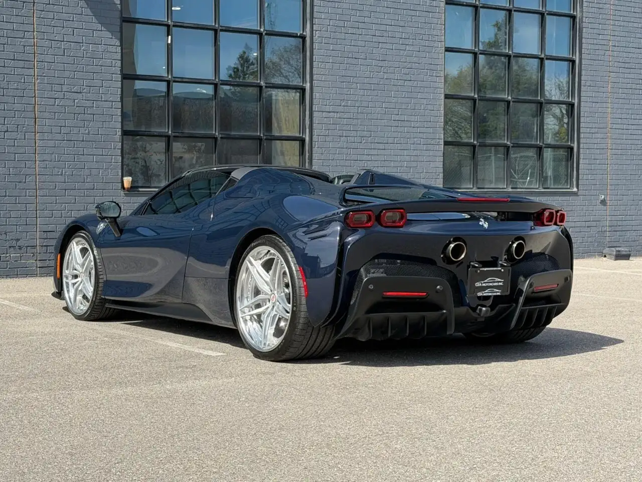 Ferrari SF90 Spider снимка Ferrari SF90 Spider