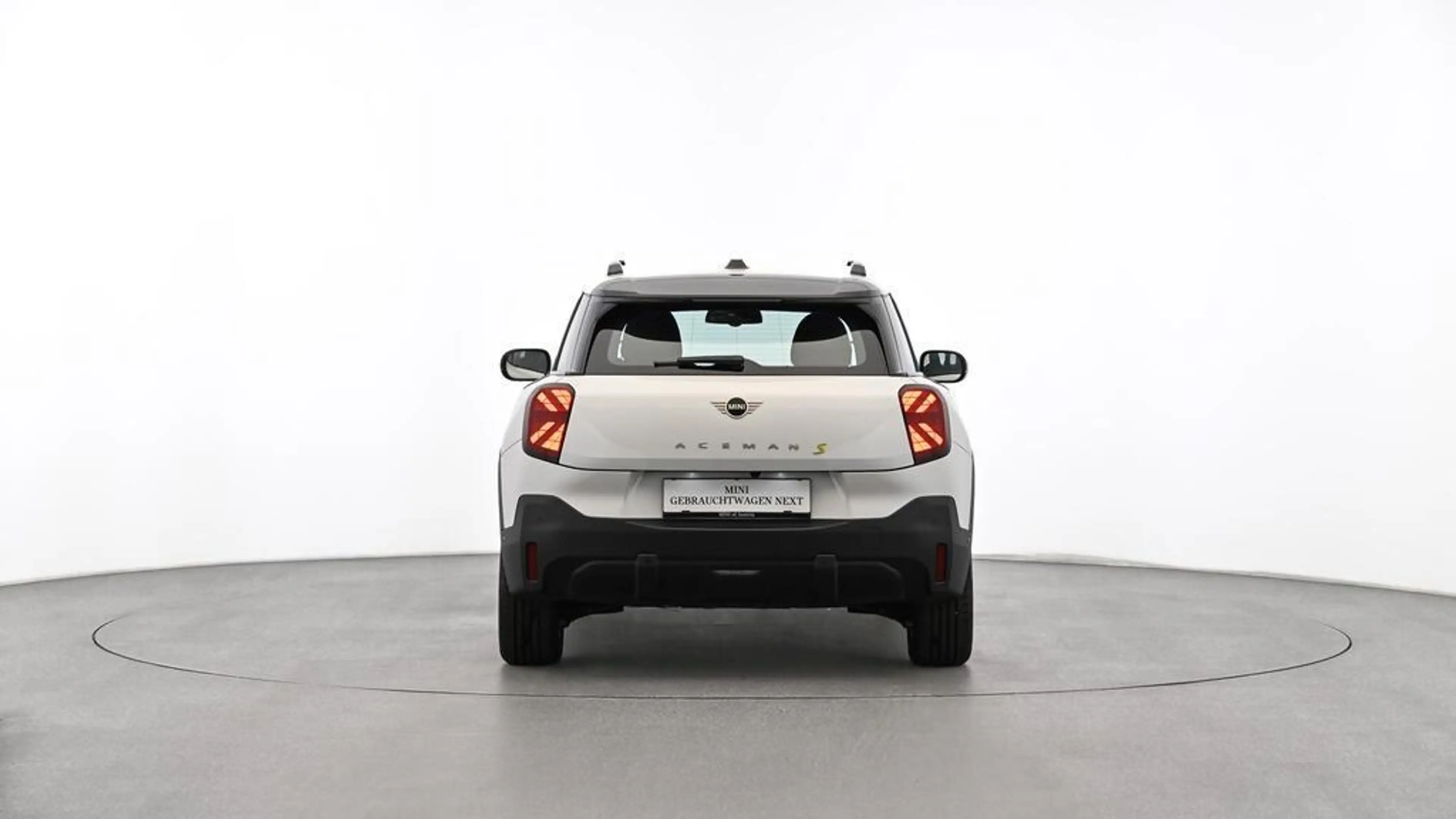 MINI Aceman SE — photo 8