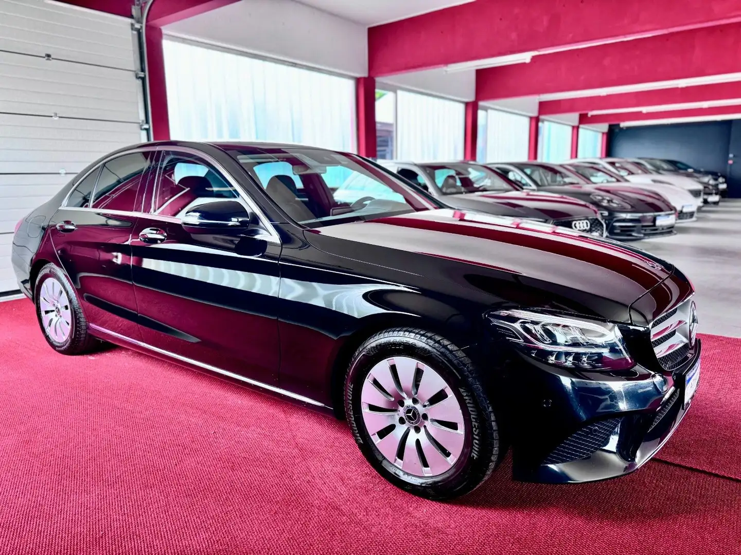 Mercedes-Benz C 220 d Avantgarde Navi LED Kamera Spurpaket MwSt Schwarz - 2