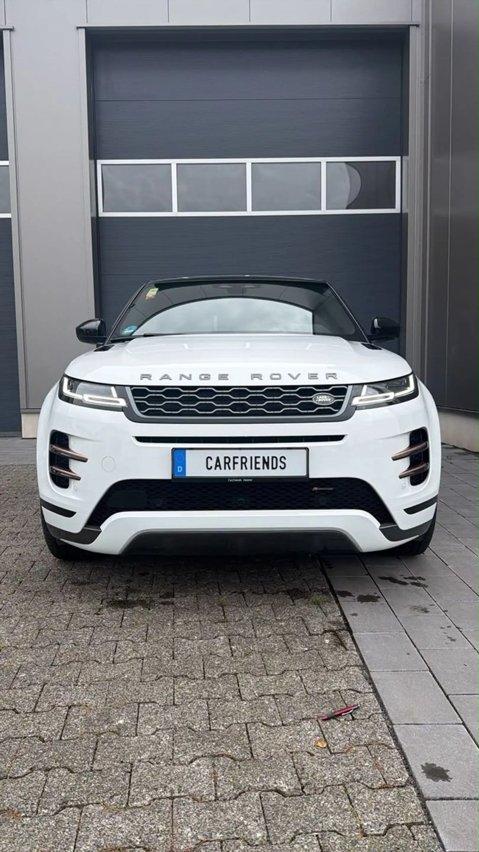 Land Rover Range Rover Evoque R-Dynamic SE — photo 6