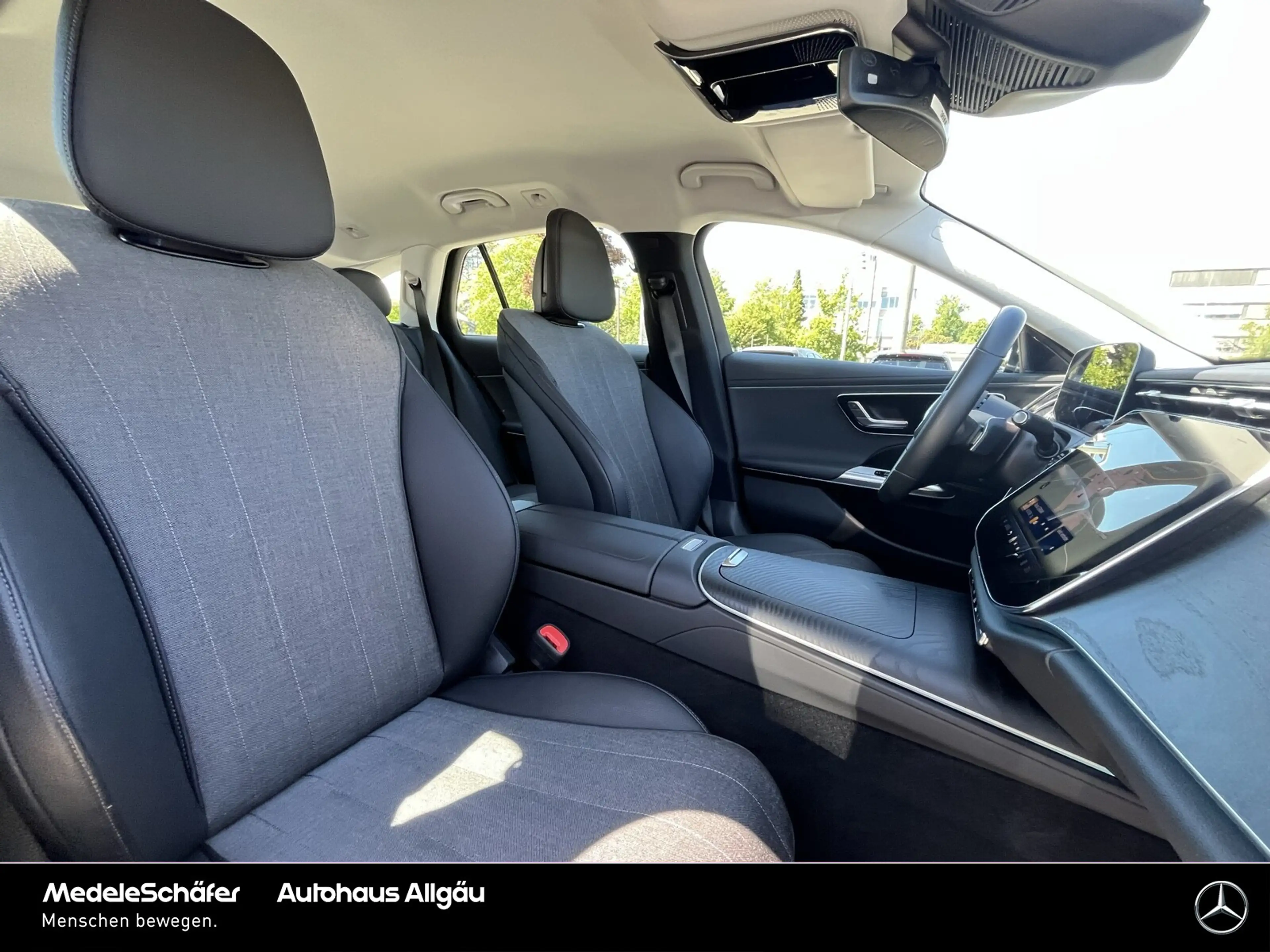 Mercedes-Benz E 220 E 220 T d Avantgarde 18" AHK Kamera Distronic LED — photo 14