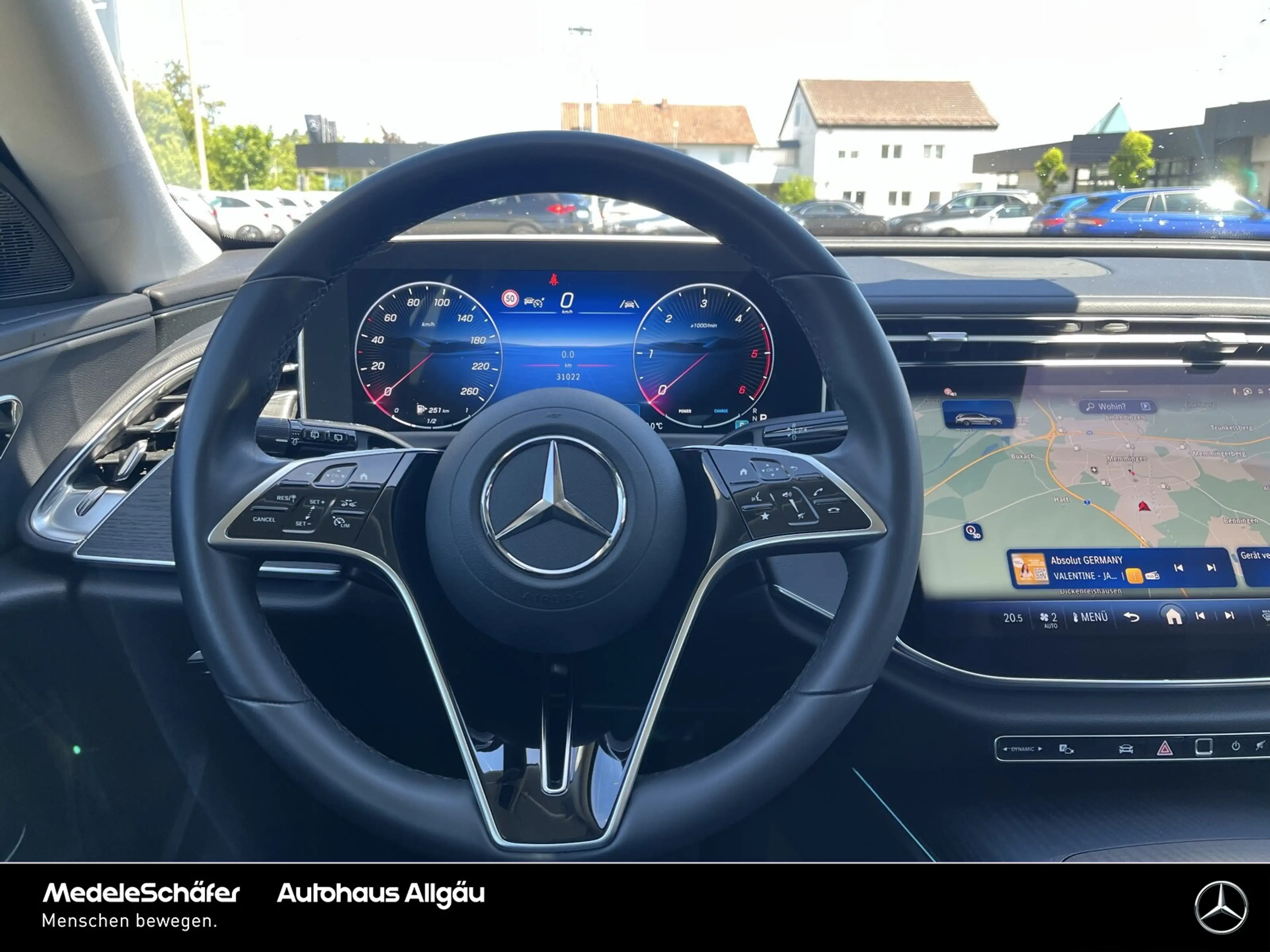 Mercedes-Benz E 220 E 220 T d Avantgarde 18" AHK Kamera Distronic LED — photo 11