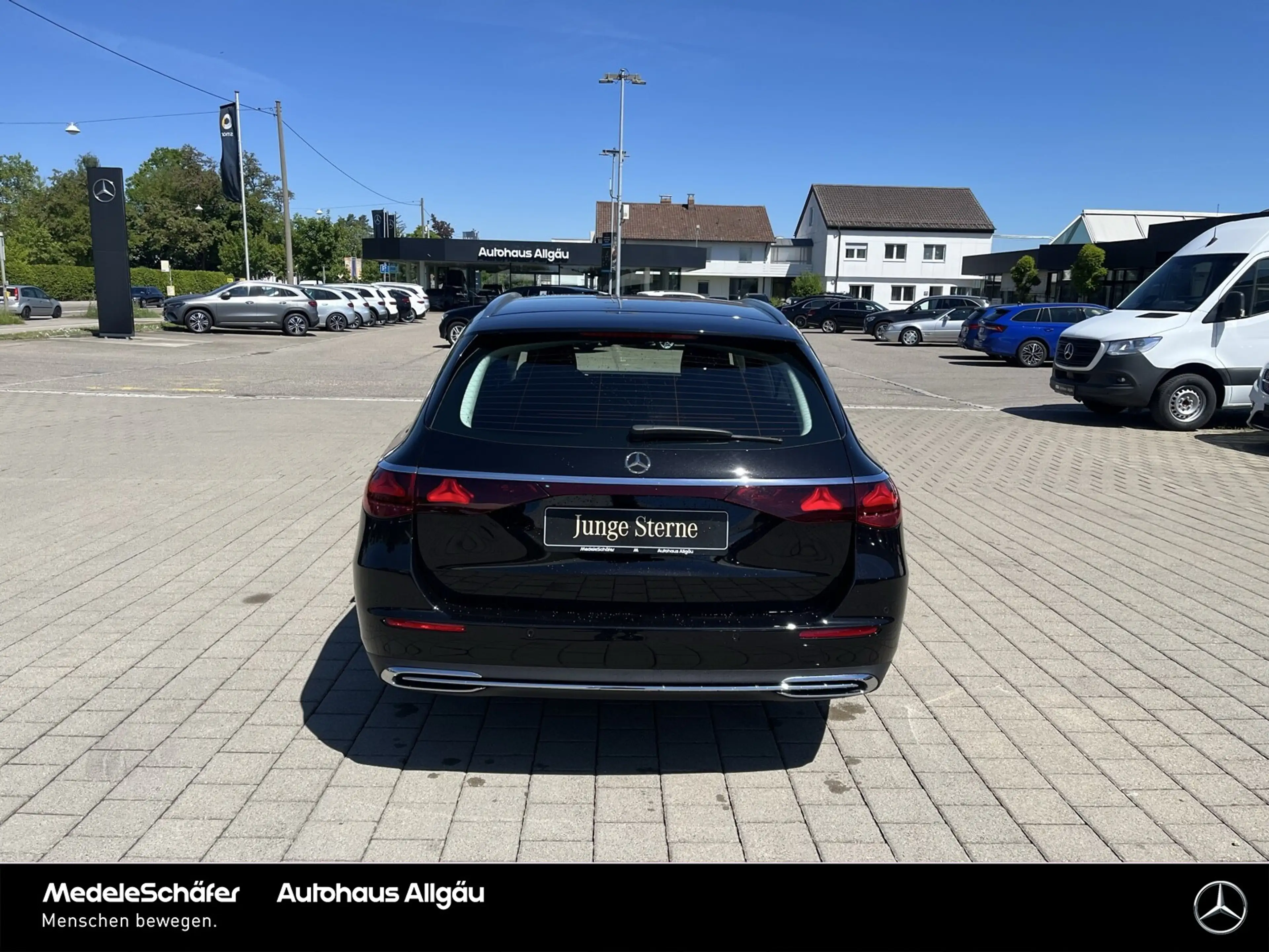Mercedes-Benz E 220 E 220 T d Avantgarde 18" AHK Kamera Distronic LED — photo 4