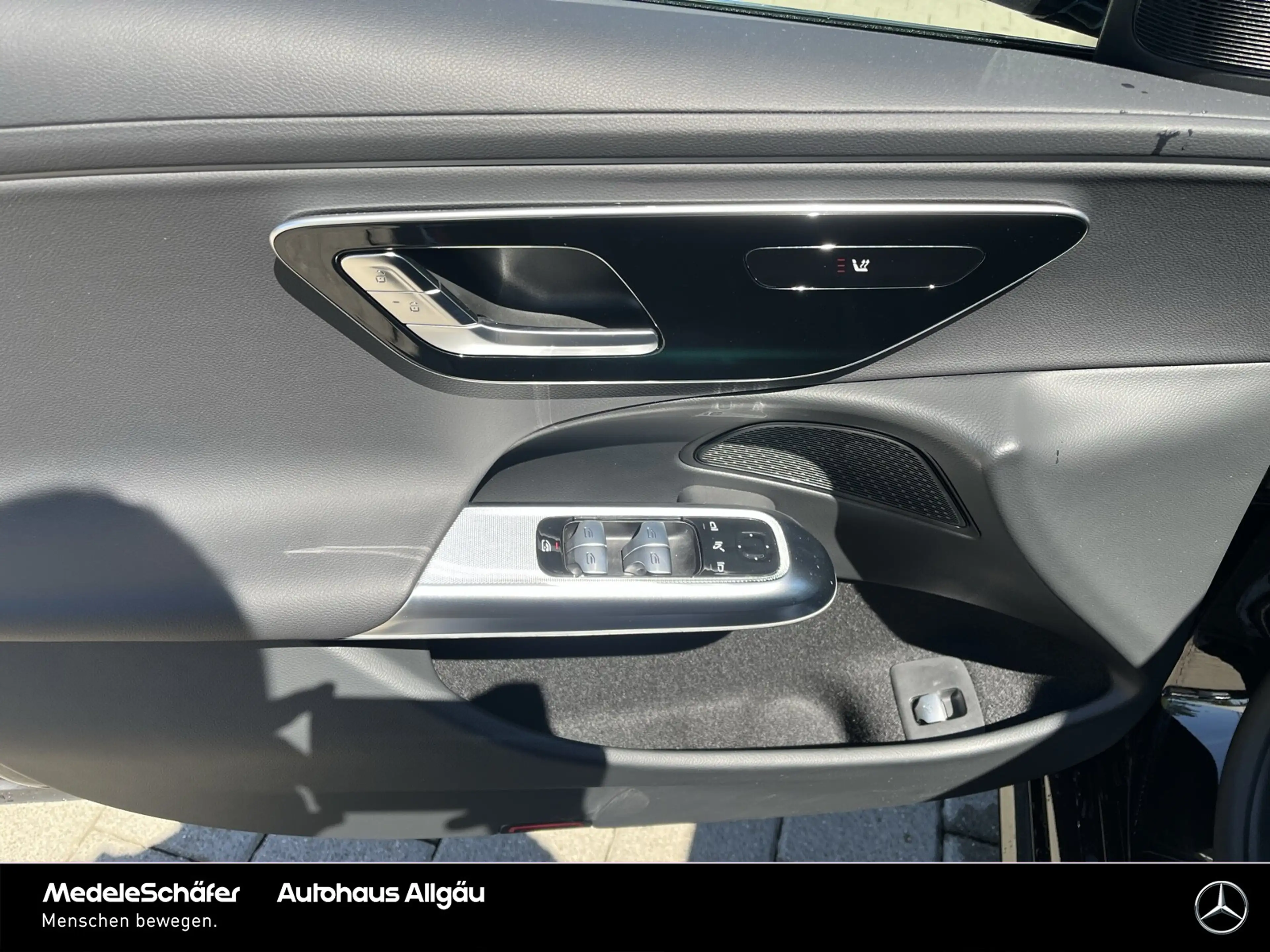 Mercedes-Benz E 220 E 220 T d Avantgarde 18" AHK Kamera Distronic LED — photo 9