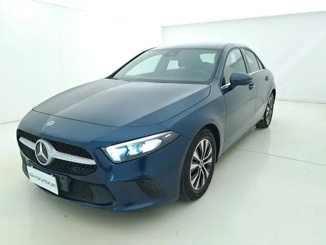 Mercedes-Benz A-Class view 9