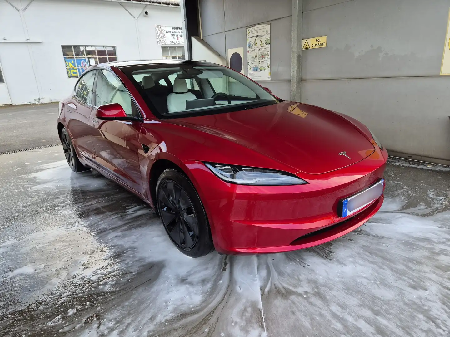 Tesla Model 3 Long Range Dual Motor AWD - 1