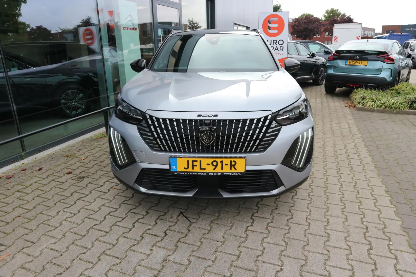 Peugeot 2008 1.2 PureTech 130 GT AUTOMAAT NAVI 360 CAMERA KEYLE Gris - 2