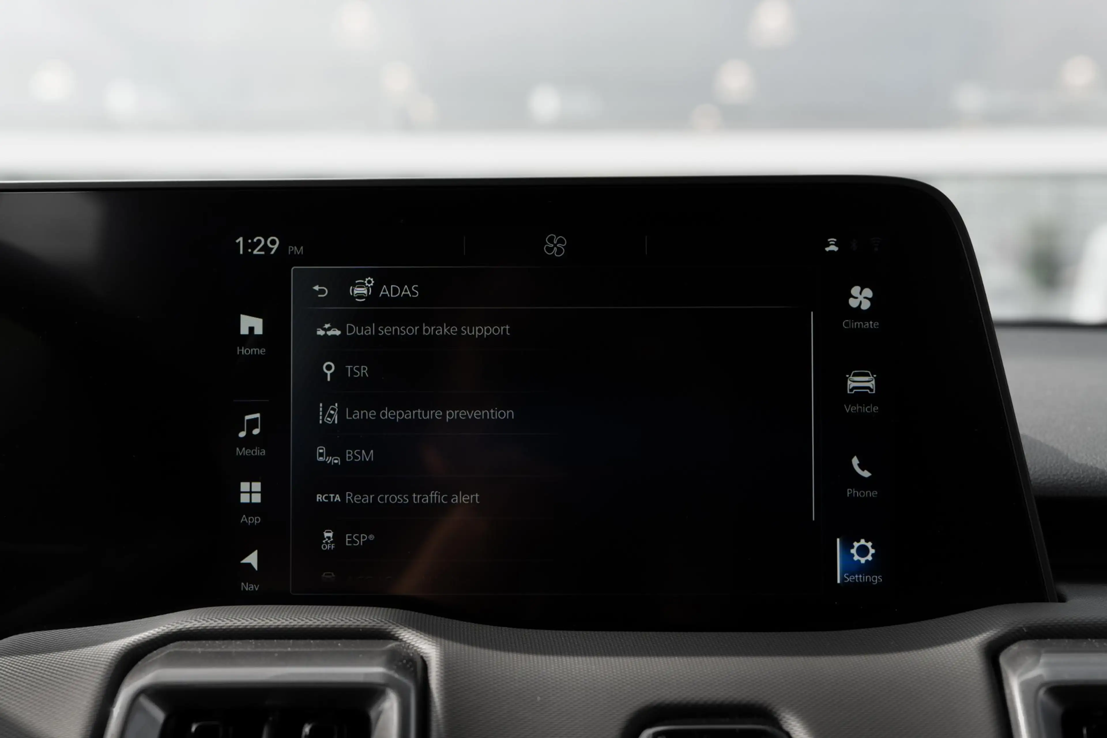 Toyota Urban Cruiser Dynamic 61 kWh — photo 22