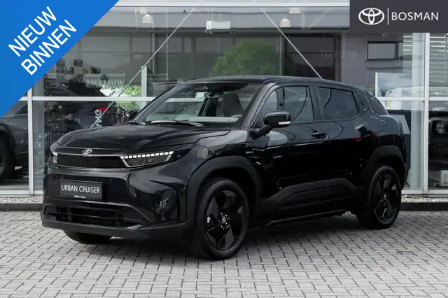 Toyota Urban Cruiser Dynamic 61 kWh