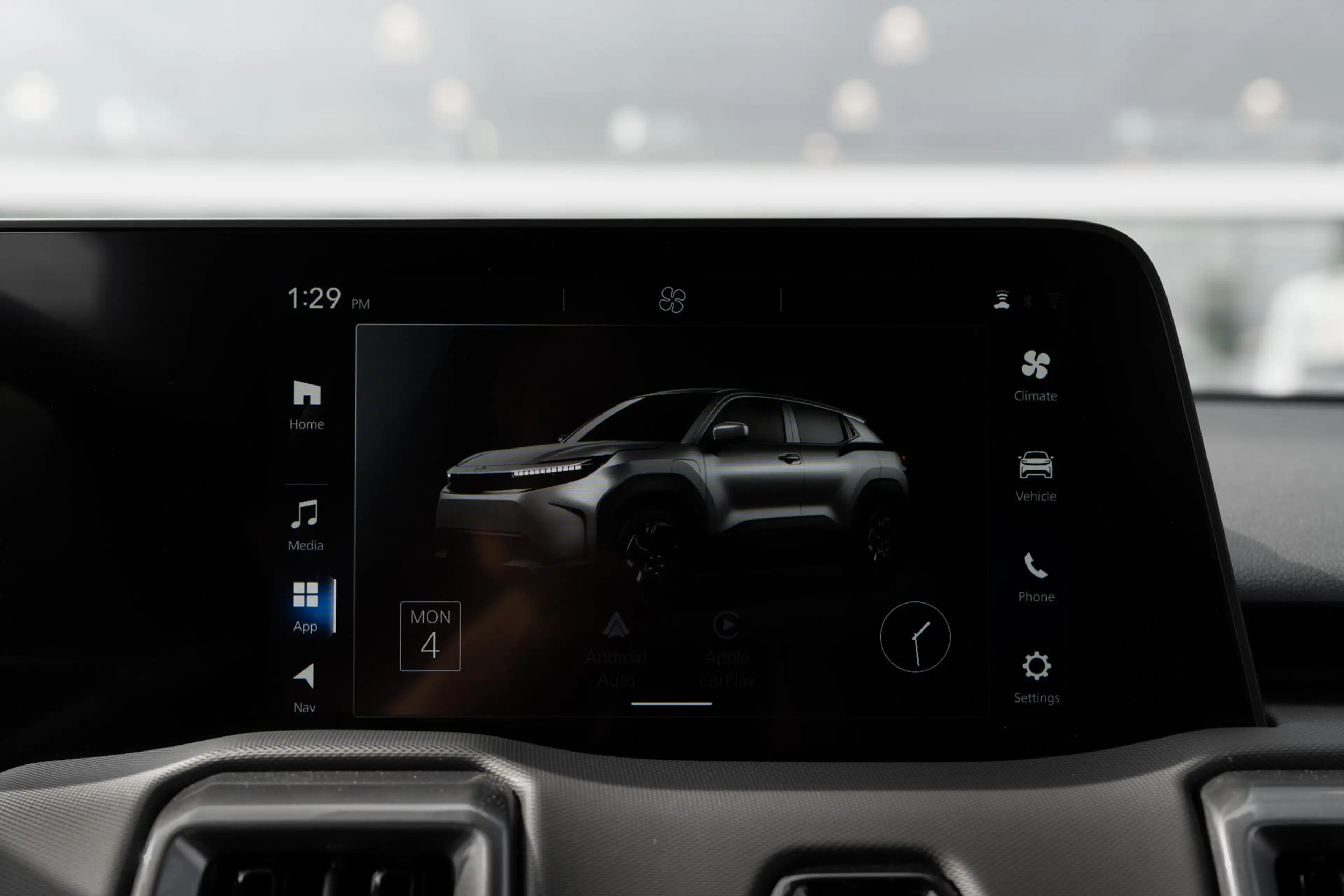 Toyota Urban Cruiser Dynamic 61 kWh — photo 20