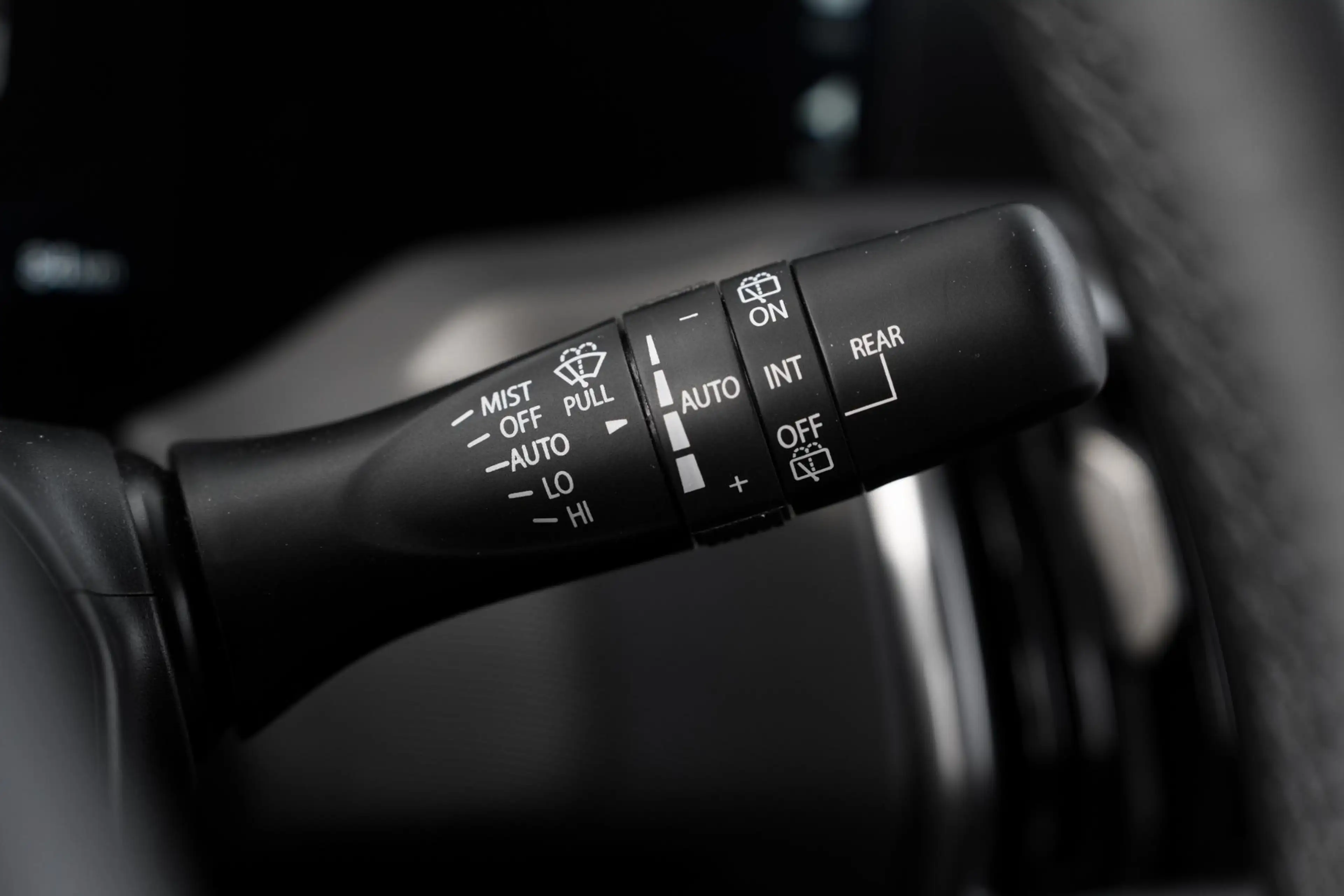 Toyota Urban Cruiser Dynamic 61 kWh — photo 31
