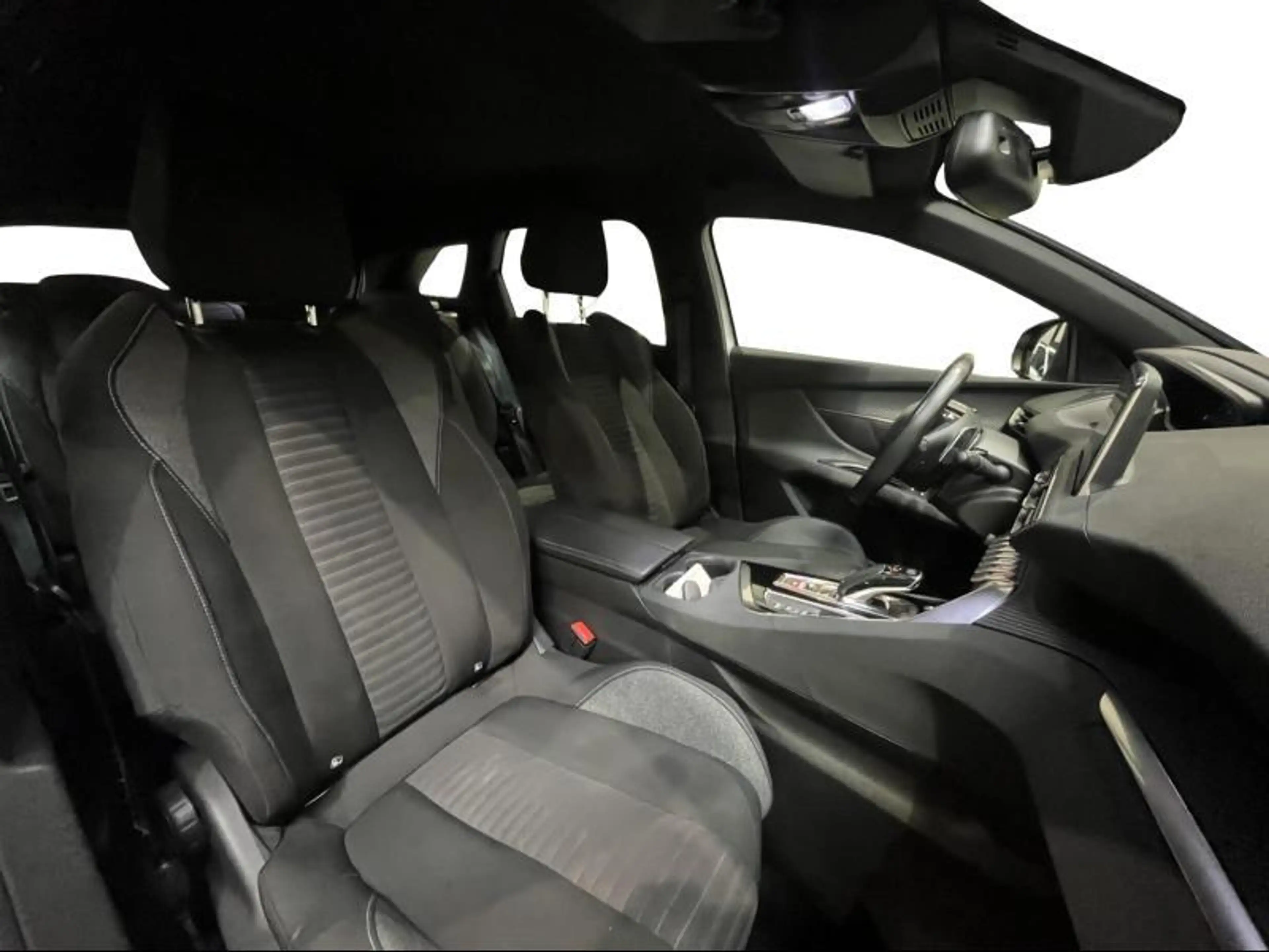 Peugeot 3008 Active Pack | 360° Camera | Carplay | Lane Assist — photo 14