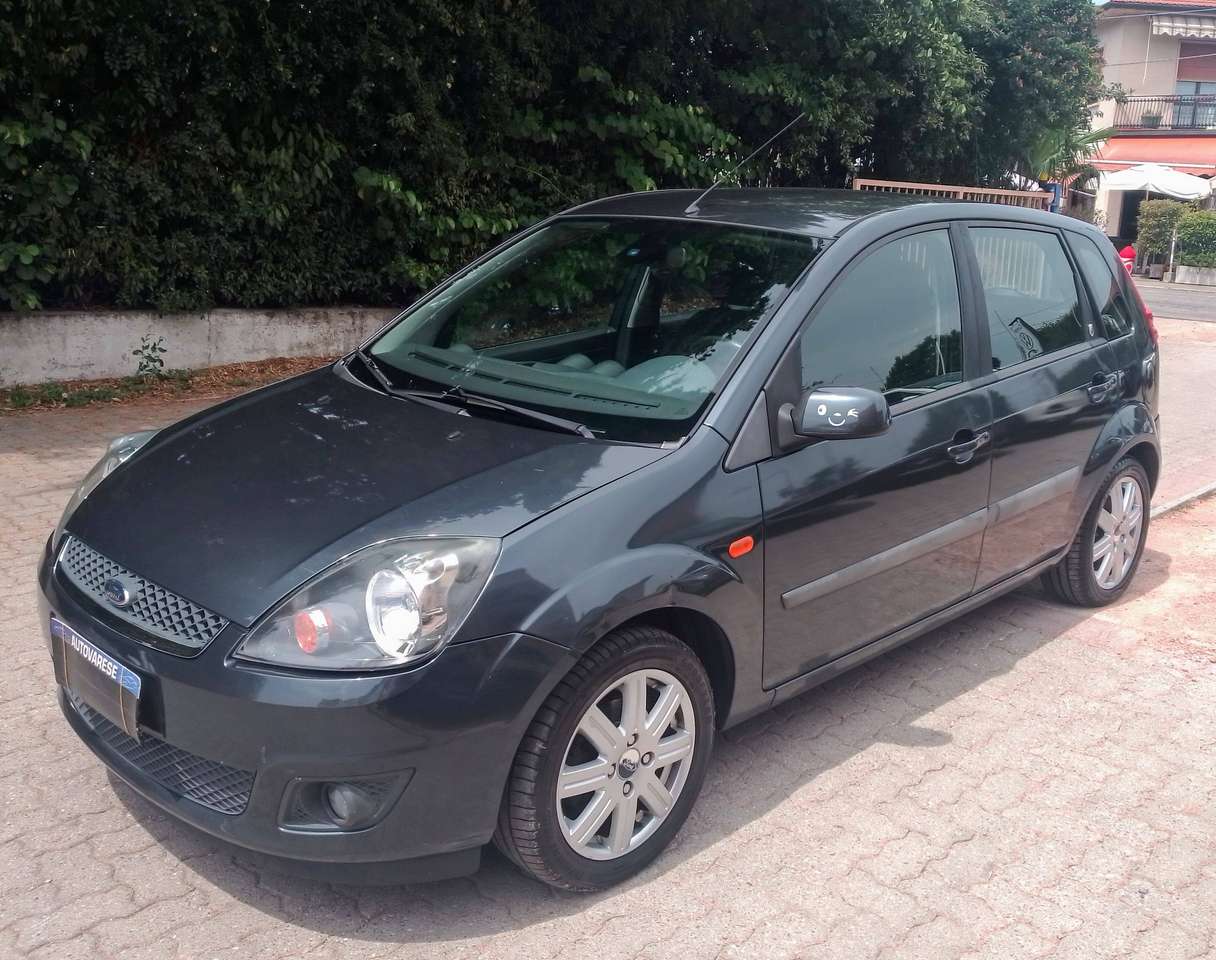 Ford Fiesta Fiesta V 2006 5p 1.2 Ghia