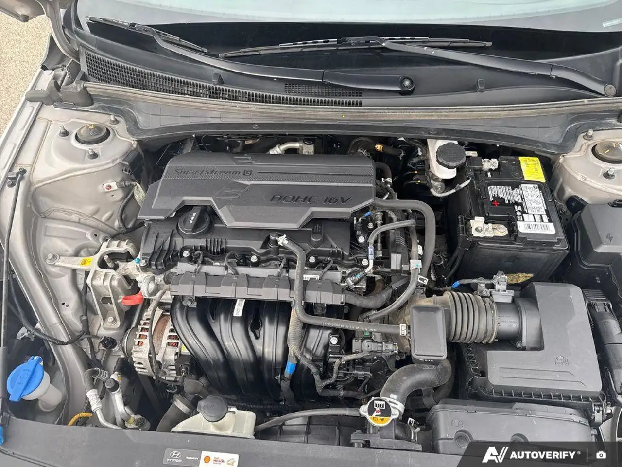 Hyundai ELANTRA снимка Hyundai ELANTRA