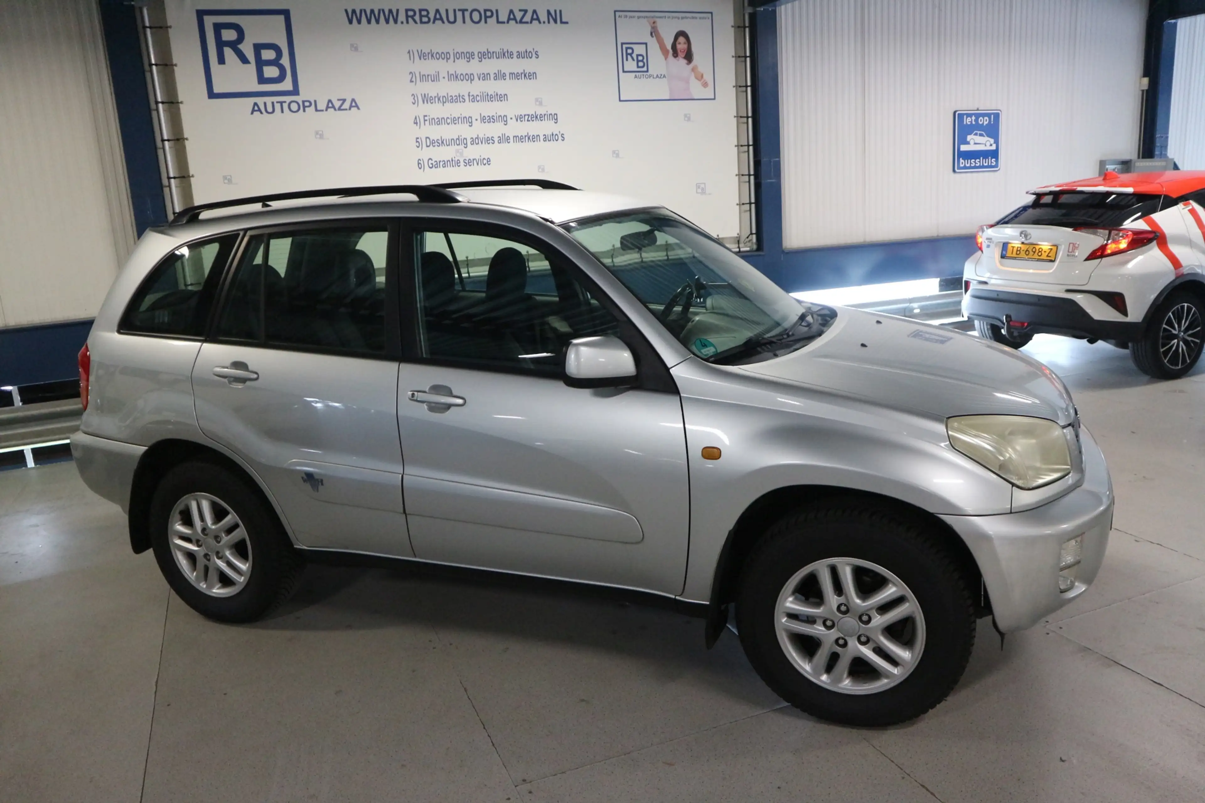 Toyota RAV 4 1.8-16V VVT-i Luna / AIRCO / 5 DEURS / LEUK ! ! ! — photo 3