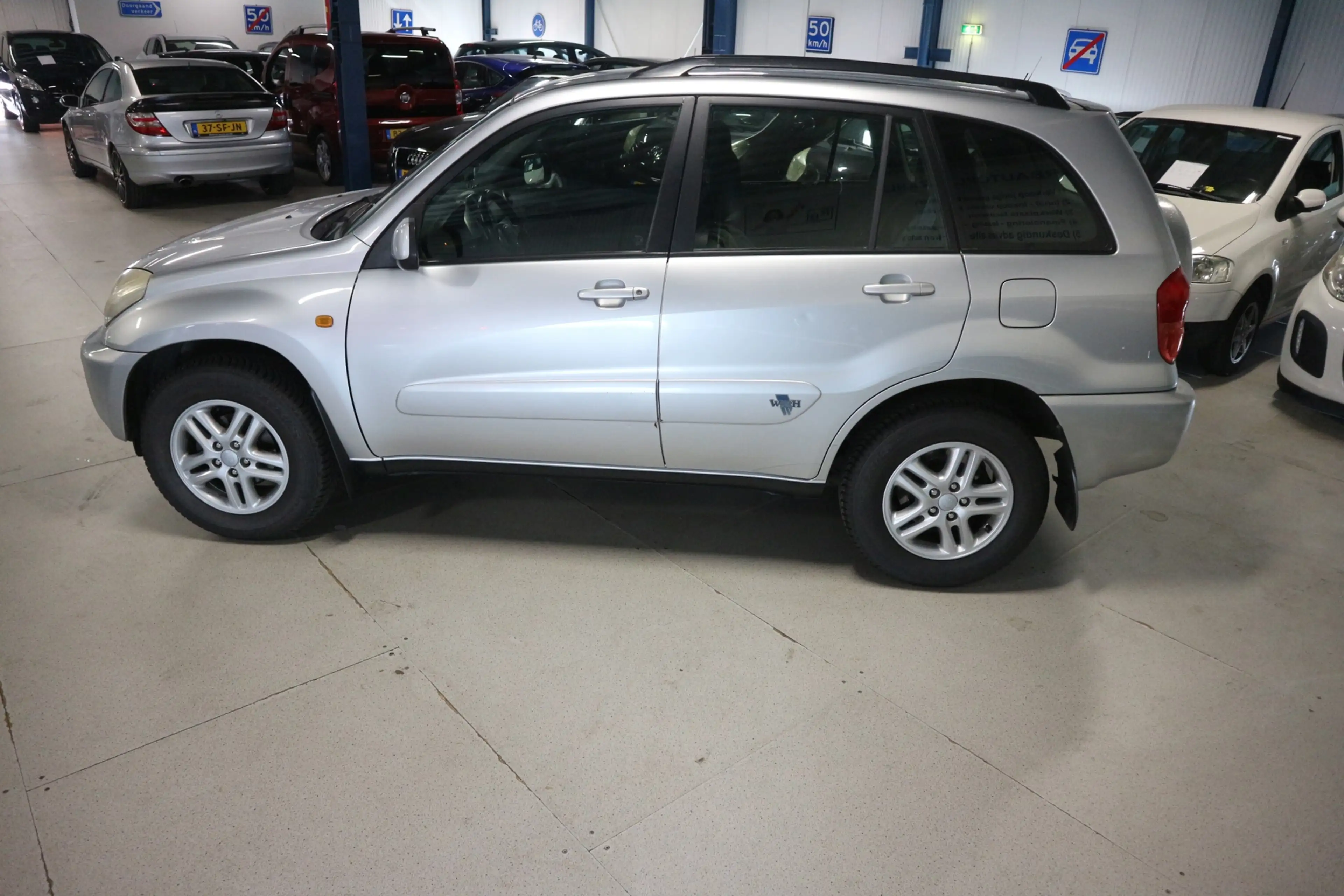 Toyota RAV 4 1.8-16V VVT-i Luna / AIRCO / 5 DEURS / LEUK ! ! ! — photo 5