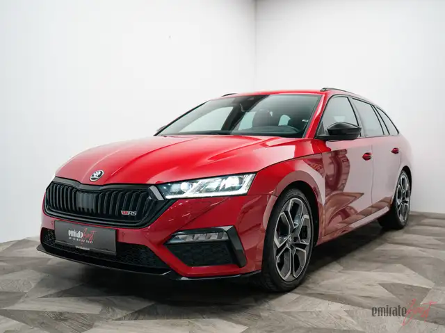 Skoda Octavia main image