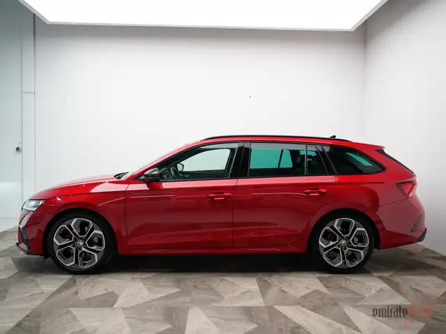 Skoda Octavia view 4