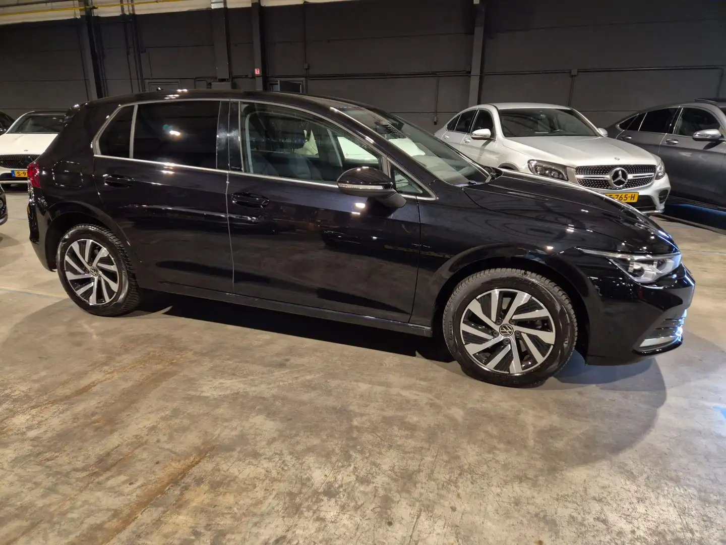 Volkswagen Golf 1.4 eHybrid - Digitaal Dashboard - Sfeerverlichtin Schwarz - 2